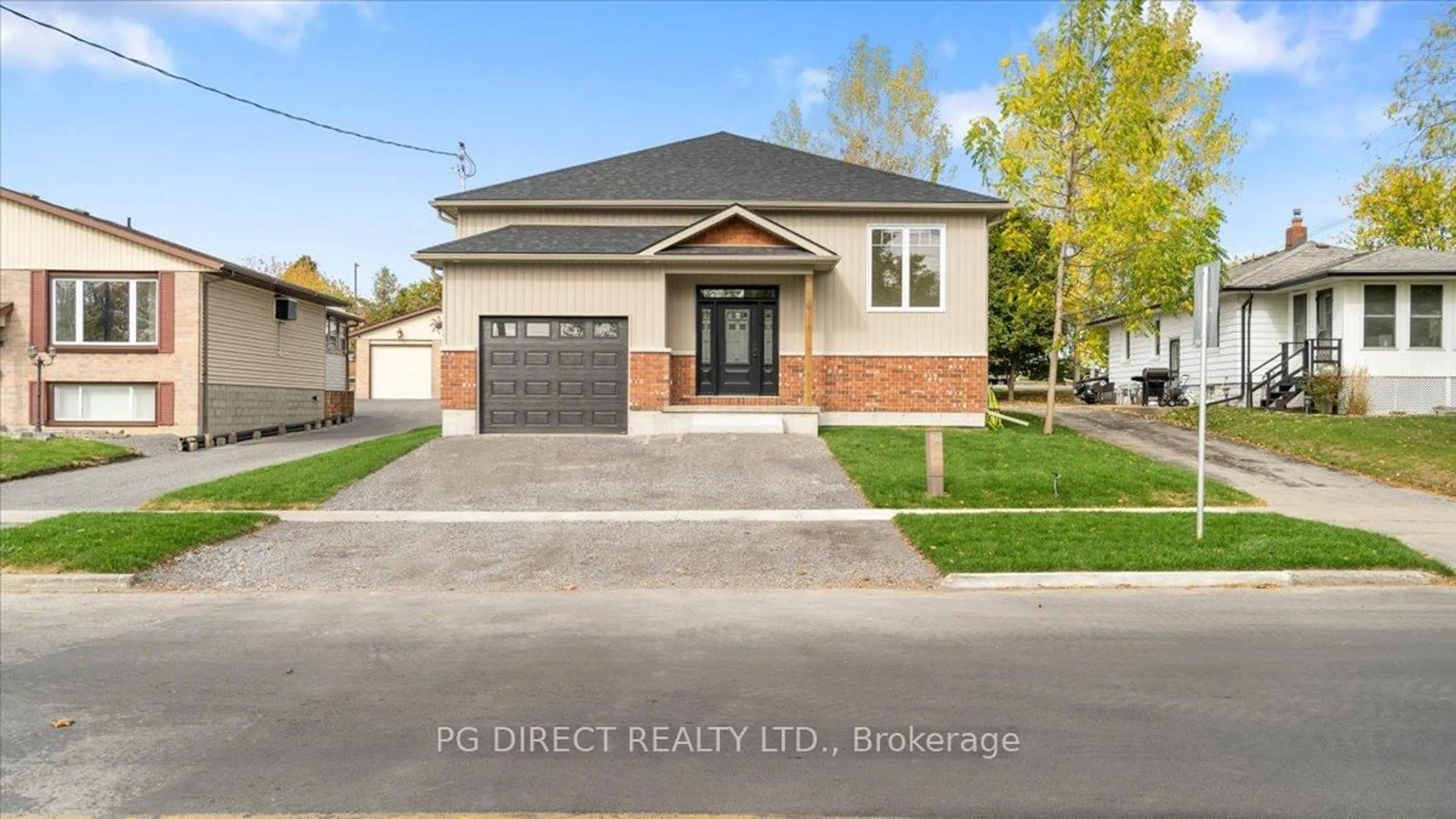 Home with brick exterior material, street for 152 Bay St, Quinte West Ontario K8V 3E1