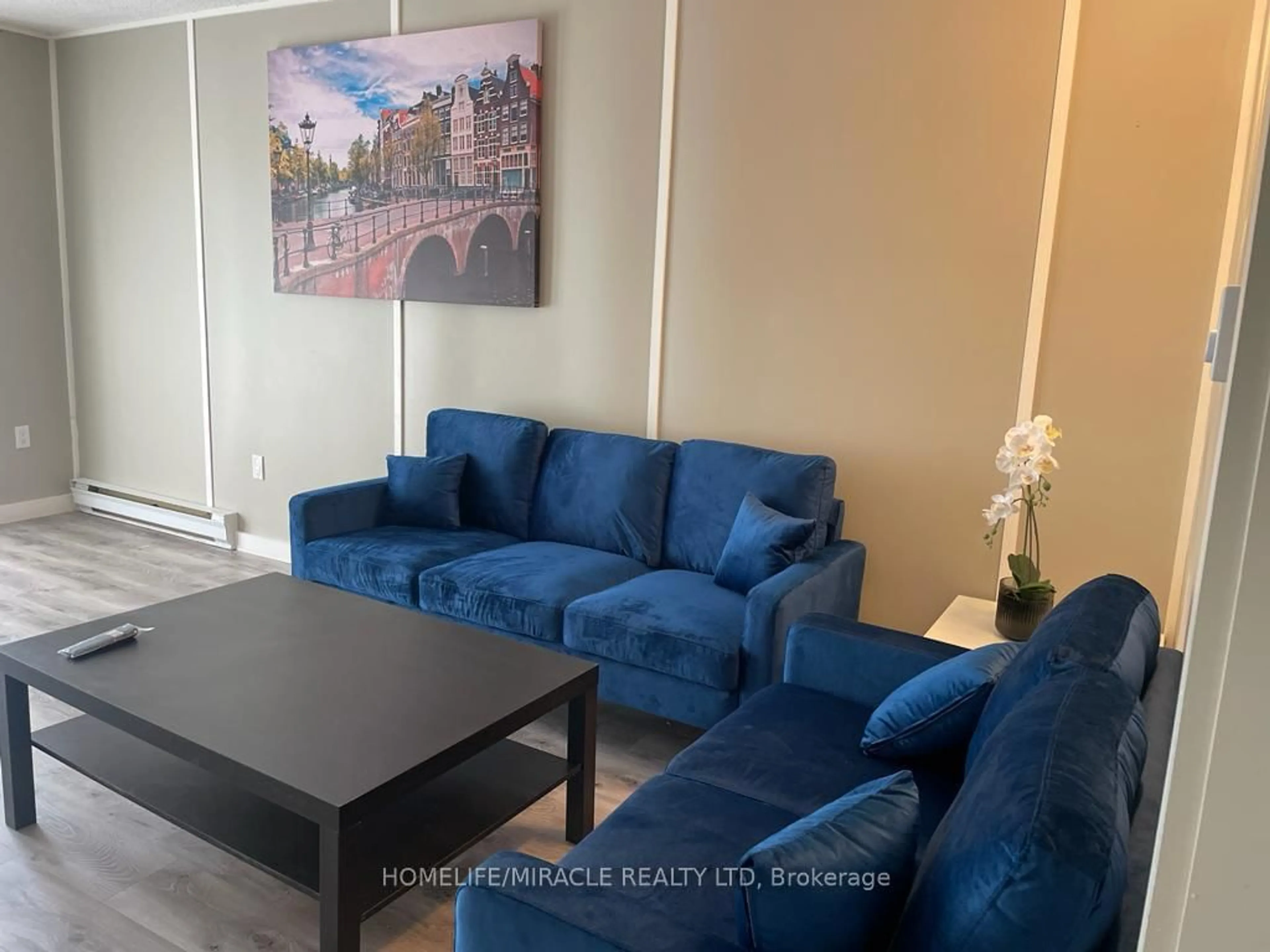 Living room with furniture, unknown for 7142 HIGHWAY 6, Northern Bruce Peninsula Ontario N0H 2R0