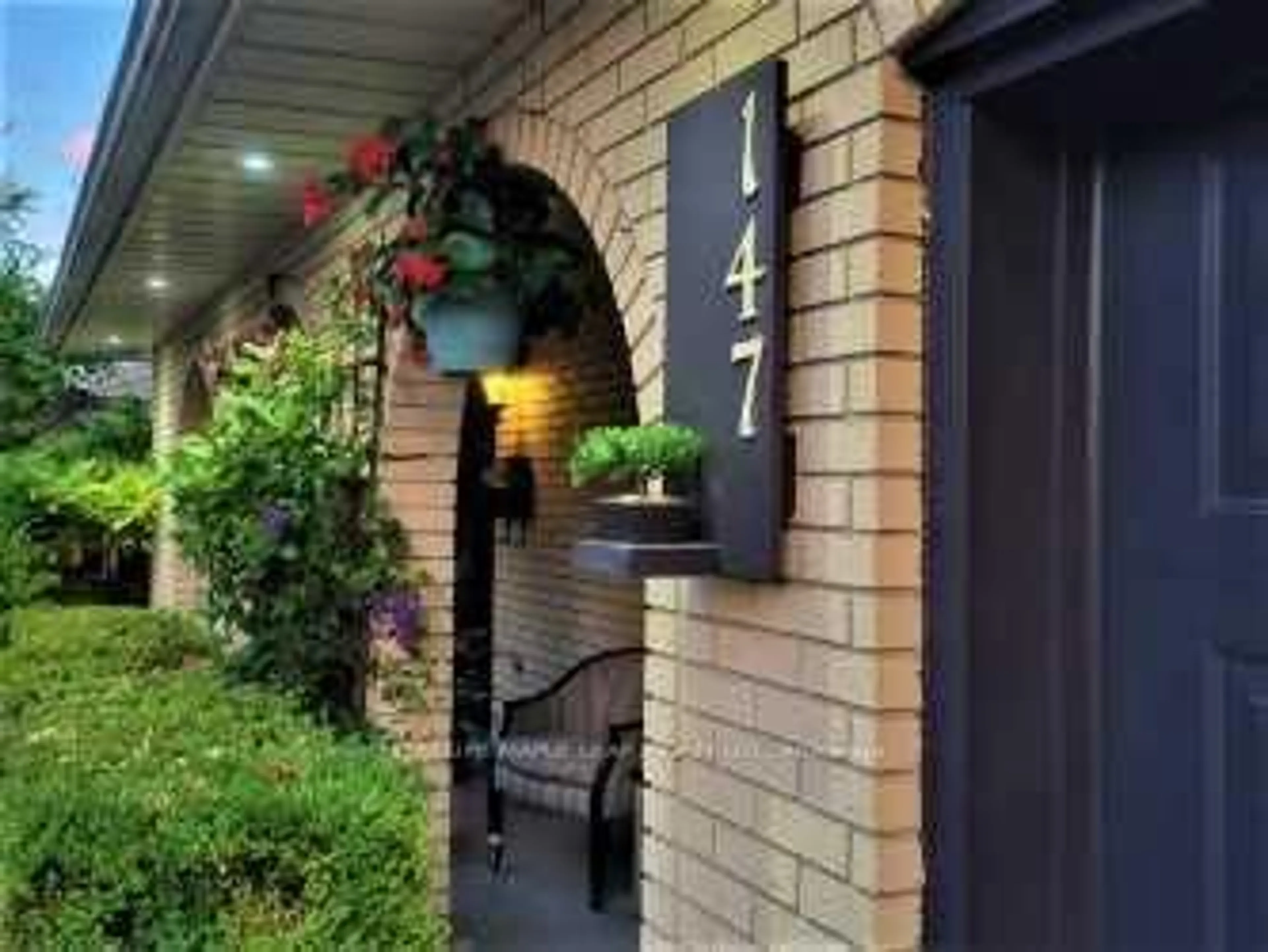 Indoor entryway for 147 Muriel Cres, London South Ontario N6E 2K4