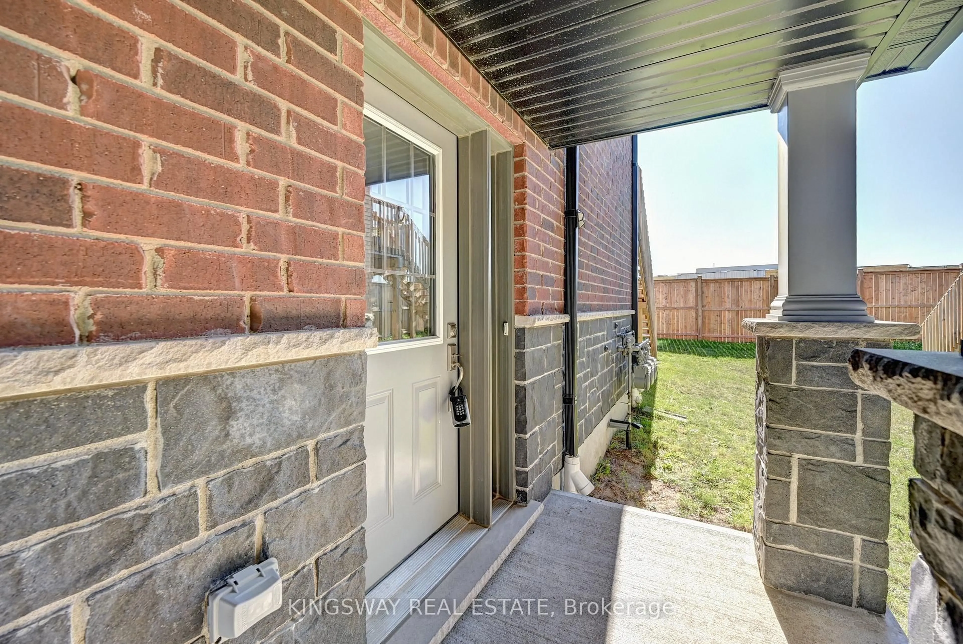 Unknown for 86 Monarch Woods Dr, Kitchener Ontario N2P 2Y9