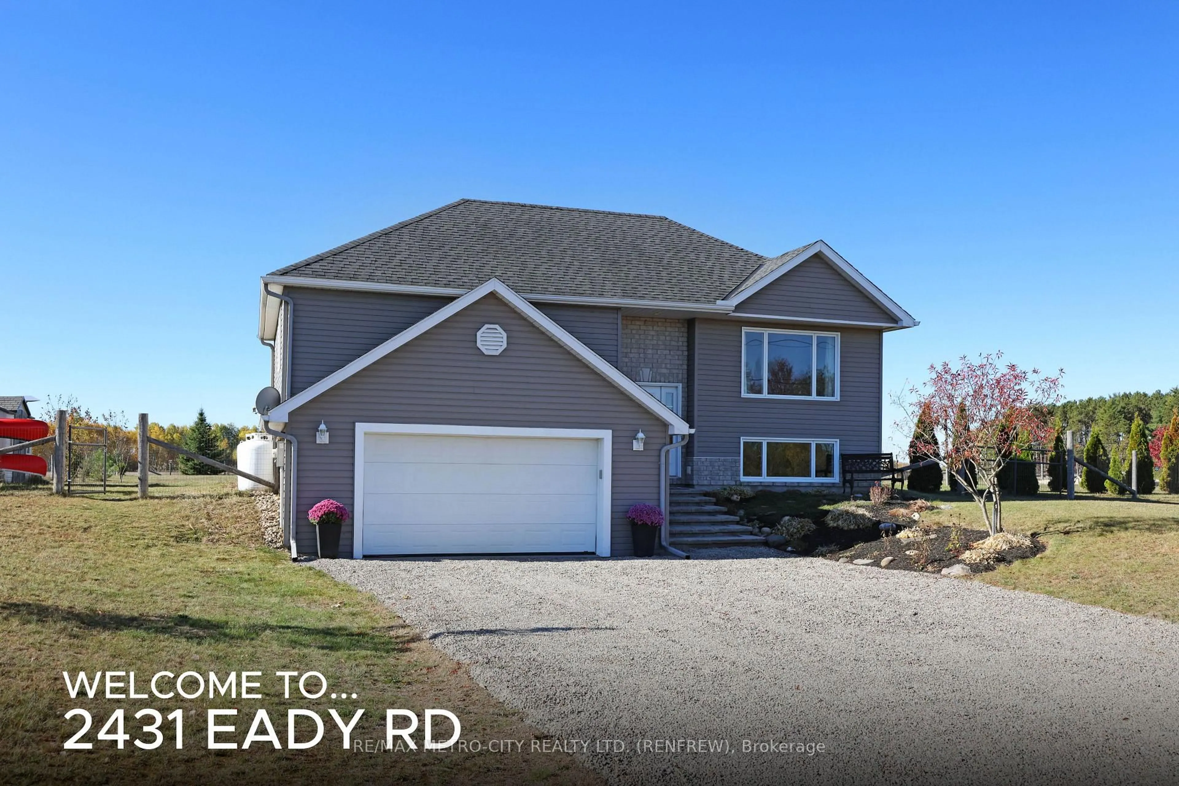 Home with vinyl exterior material, street for 2431 EADY Rd, Renfrew Ontario K7V 3Z6