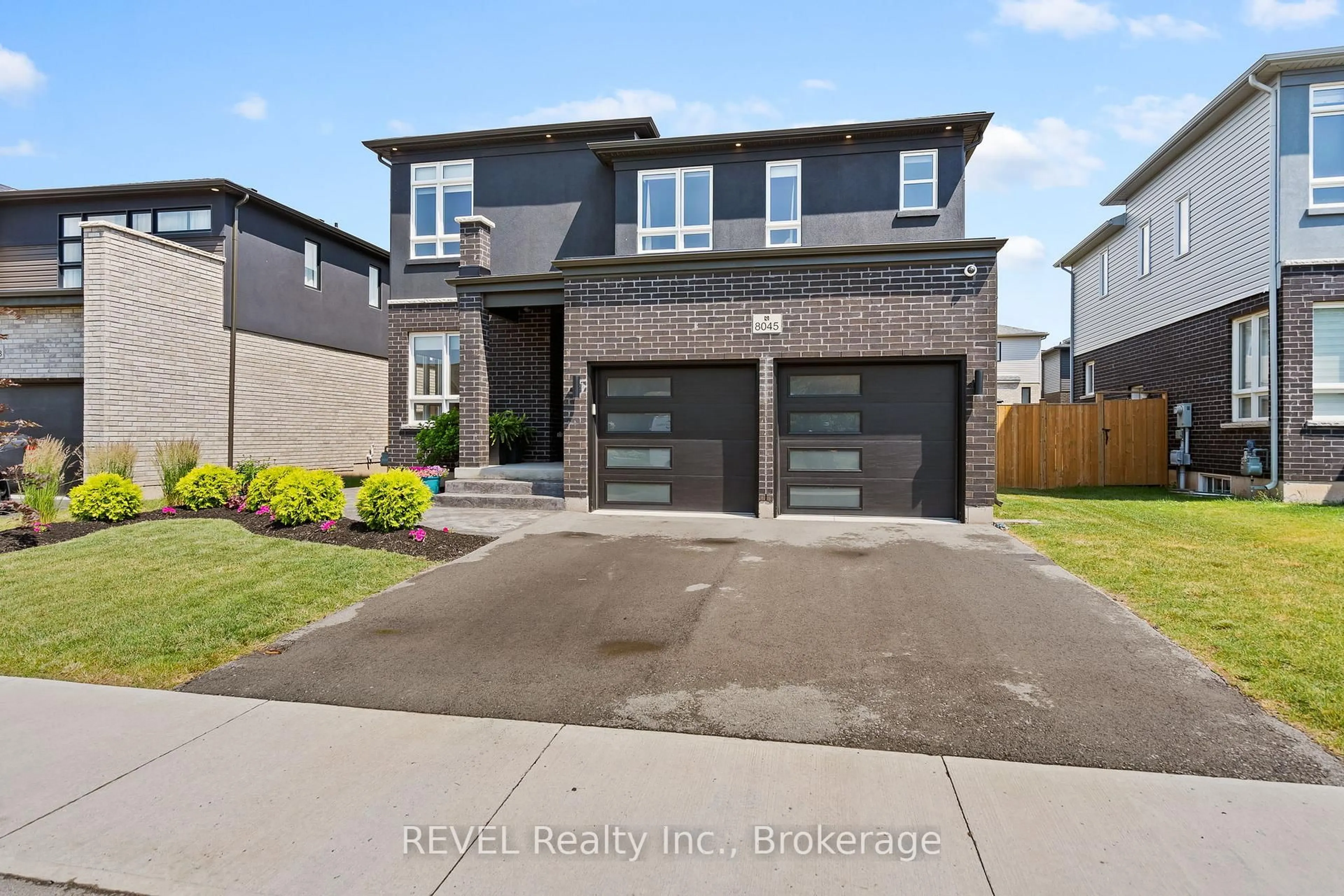 Home with brick exterior material, street for 8045 Brookside Dr, Niagara Falls Ontario L2H 3T9