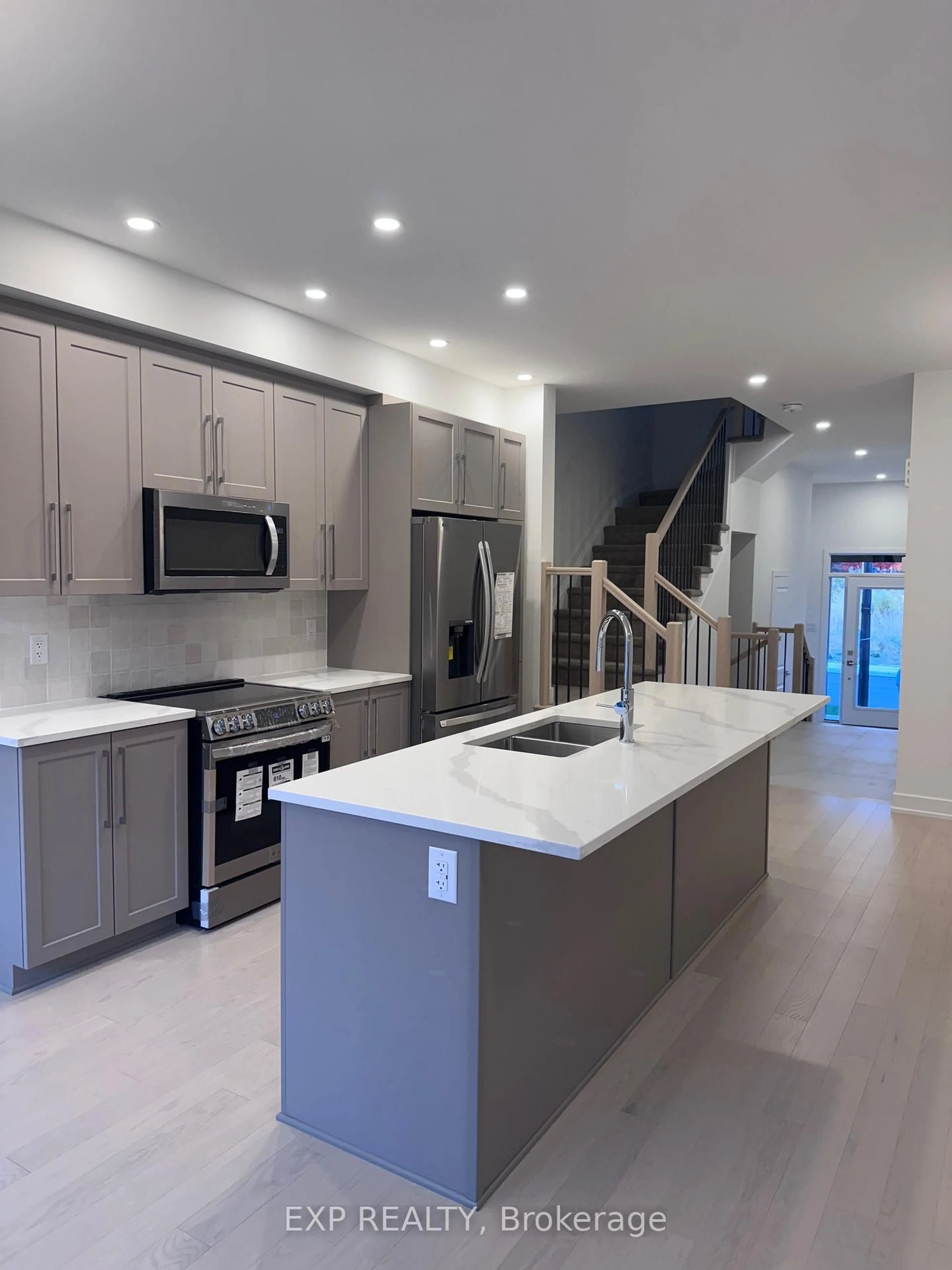 Open concept kitchen, unknown for 130 Sencha Terr, Barrhaven Ontario K2J 6Z2