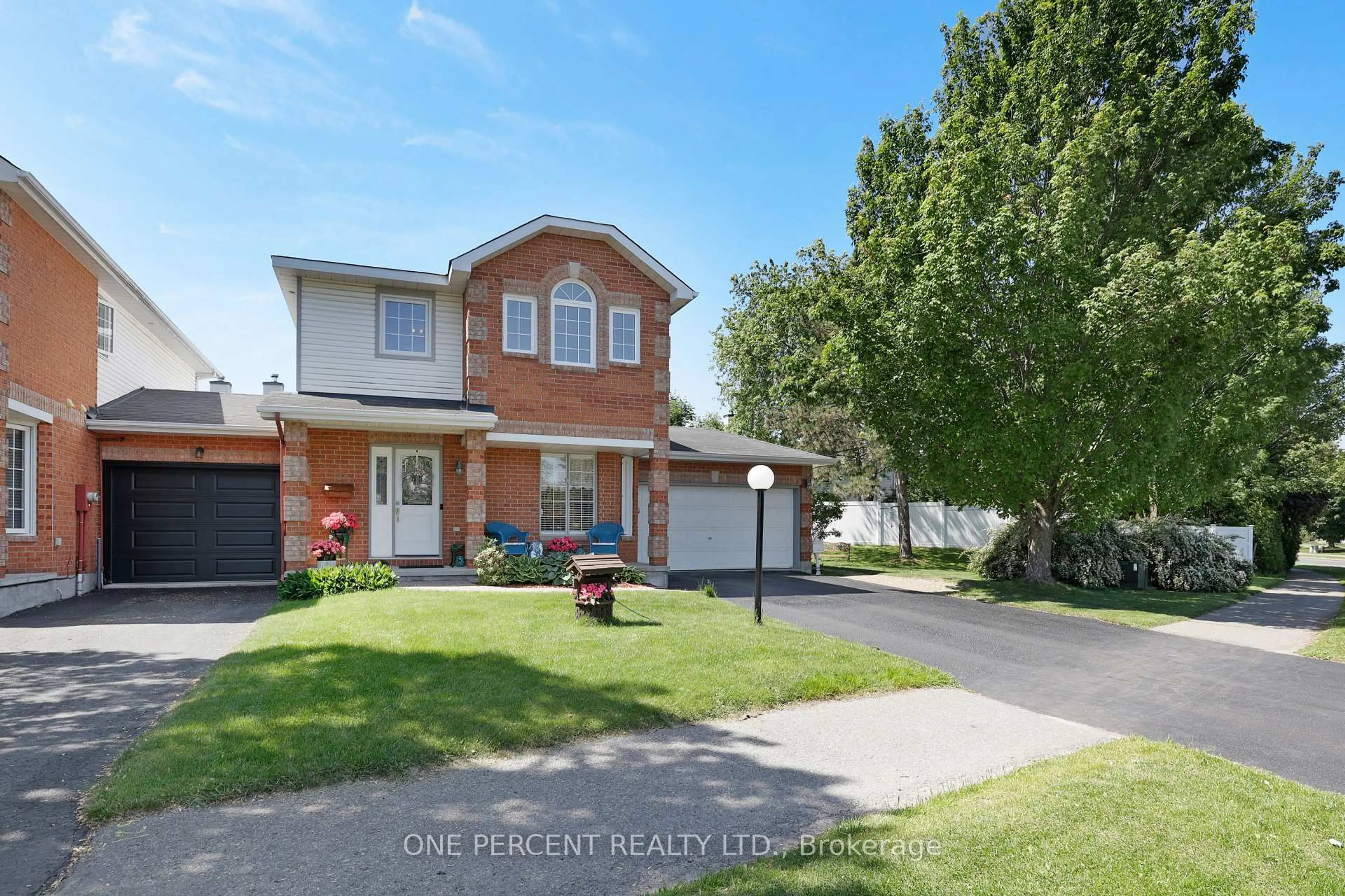 Unknown for 127 Bridlewood Dr, Ottawa Ontario K2M 2G6