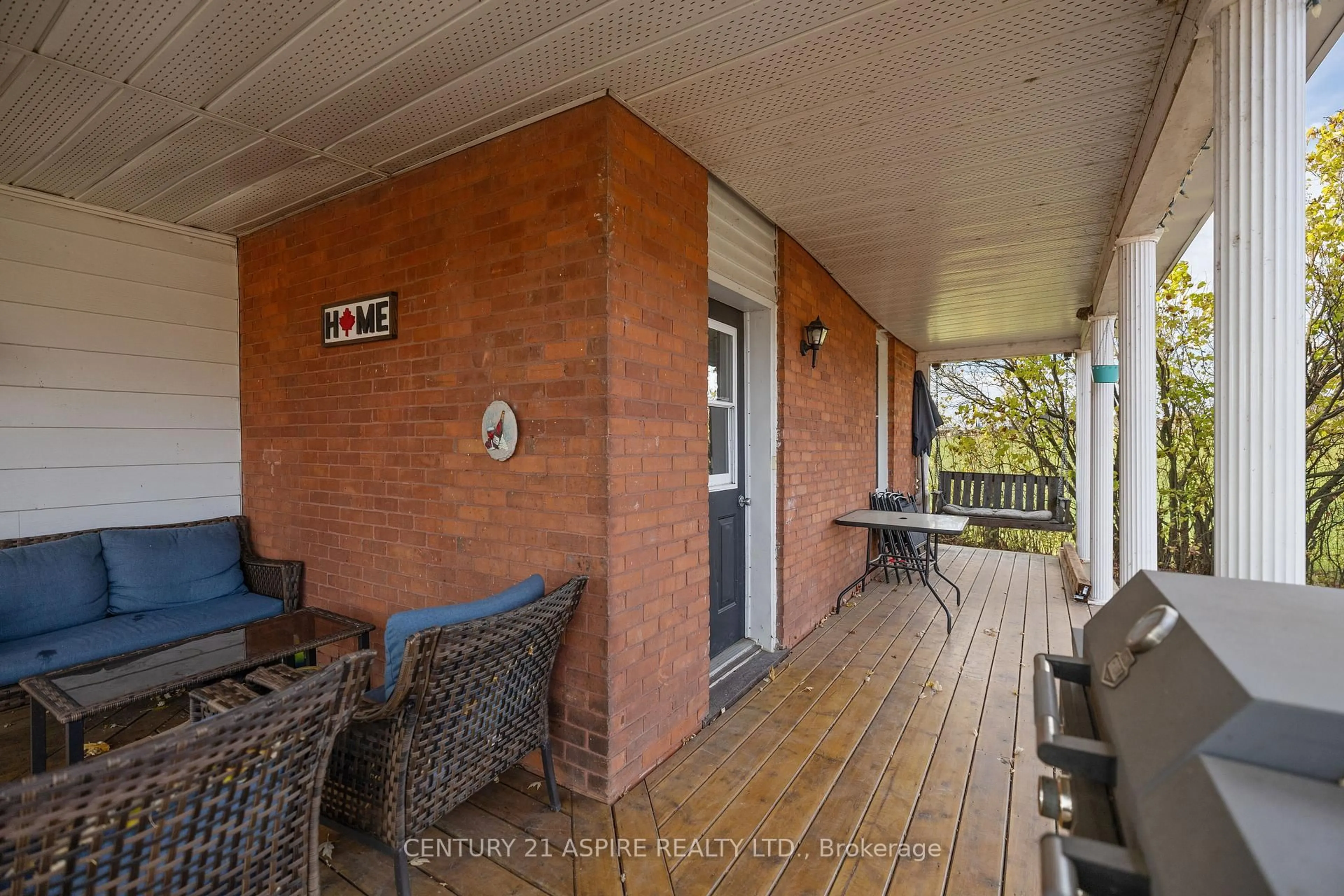 Patio, street for 341 Zion Line, Cobden Ontario K0J 1K0