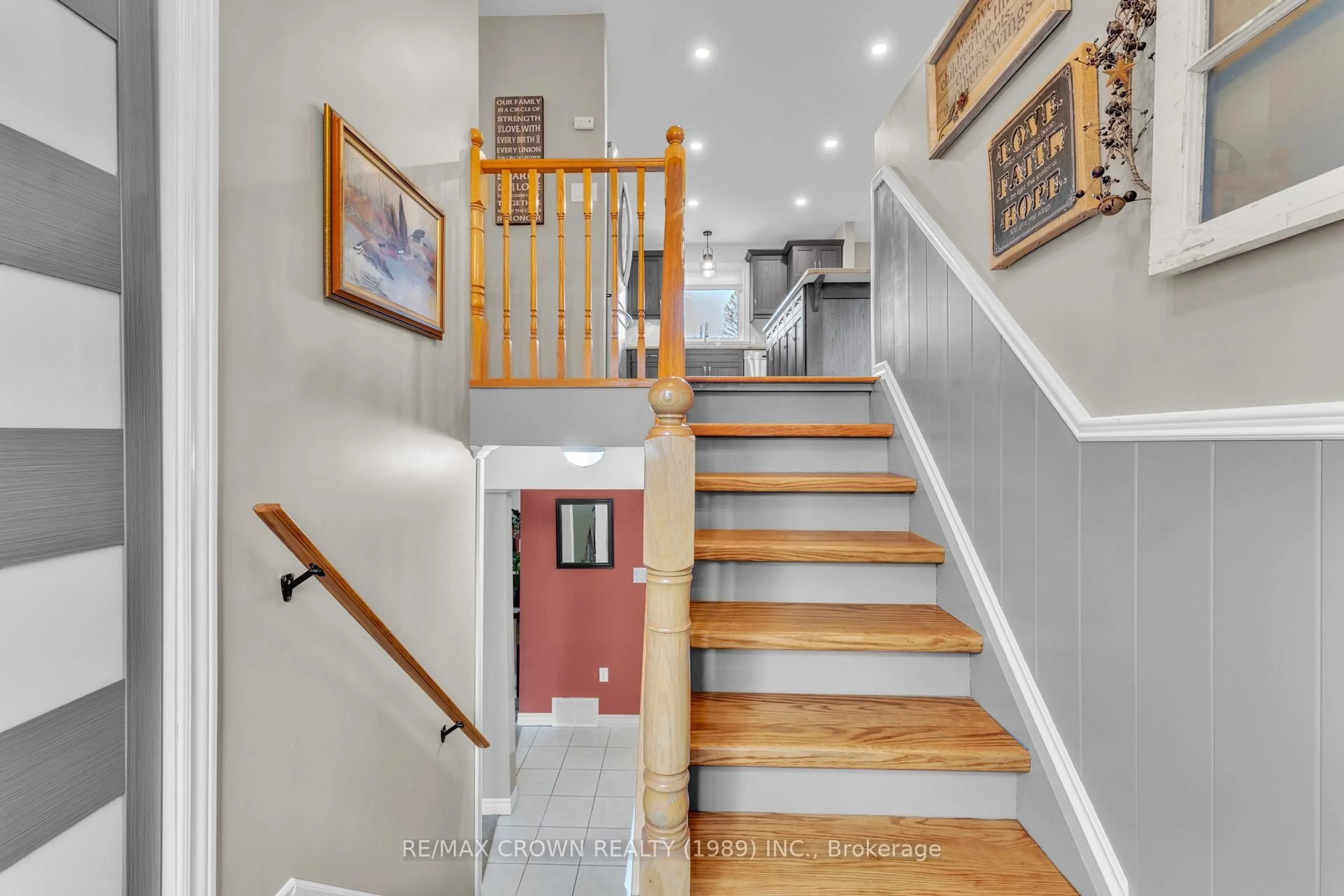 Stairs for 65 Byers Rd, Callander Ontario P0H 1H0