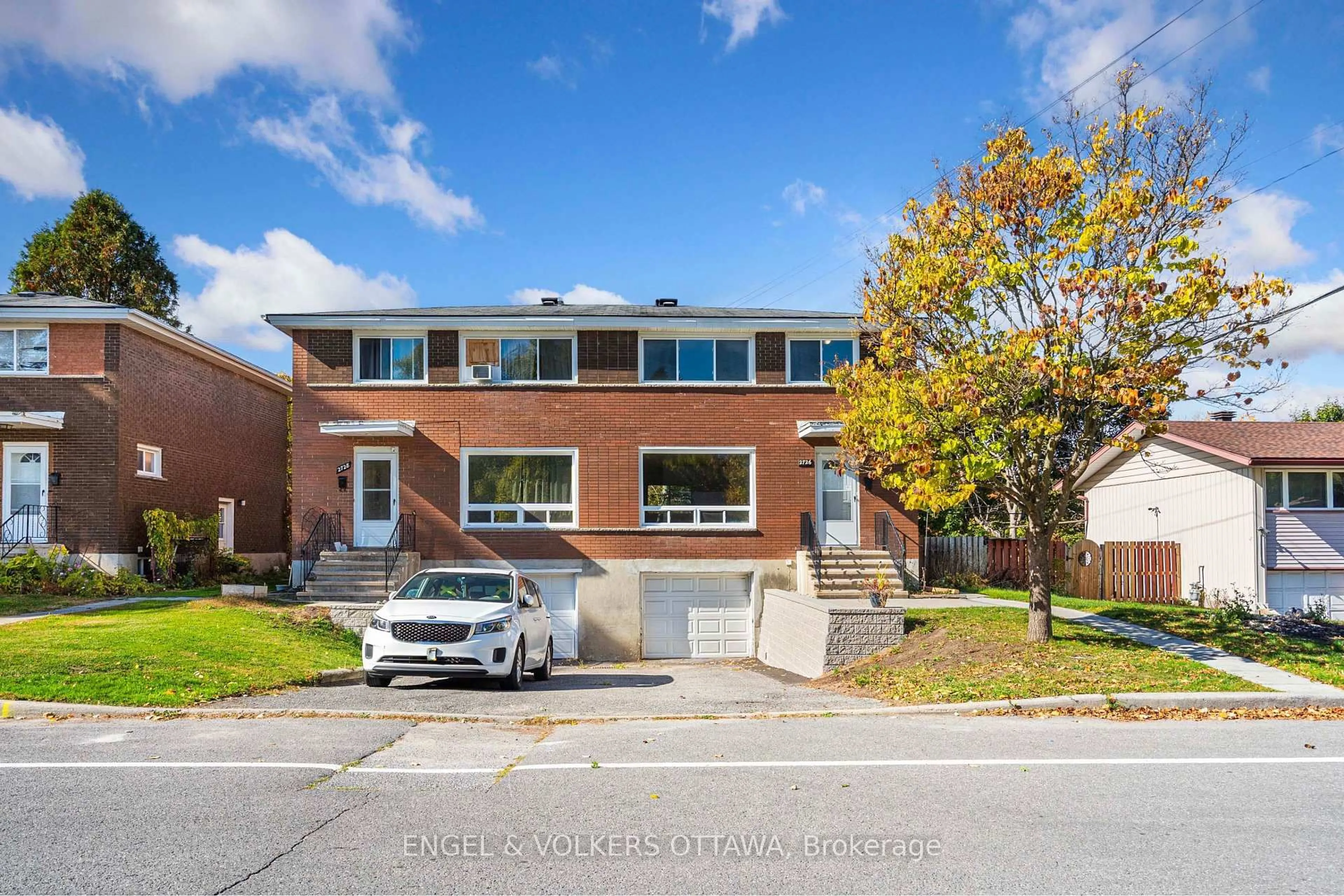 Home with brick exterior material, street for 2726-2728 Colman St, Ottawa Ontario K1V 8J9