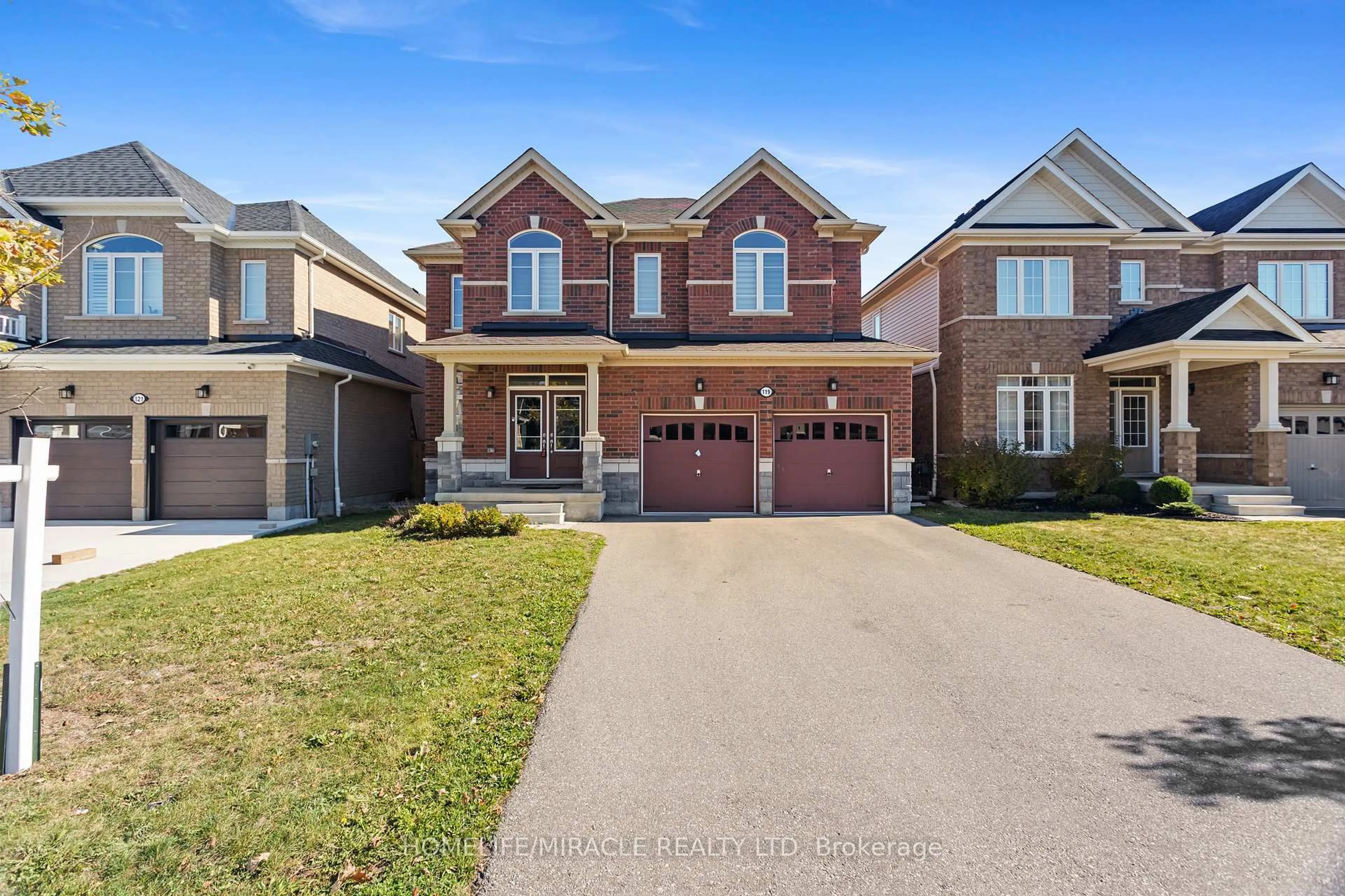 Home with brick exterior material, street for 119 Oak Ave, Brant Ontario N3L 0J6