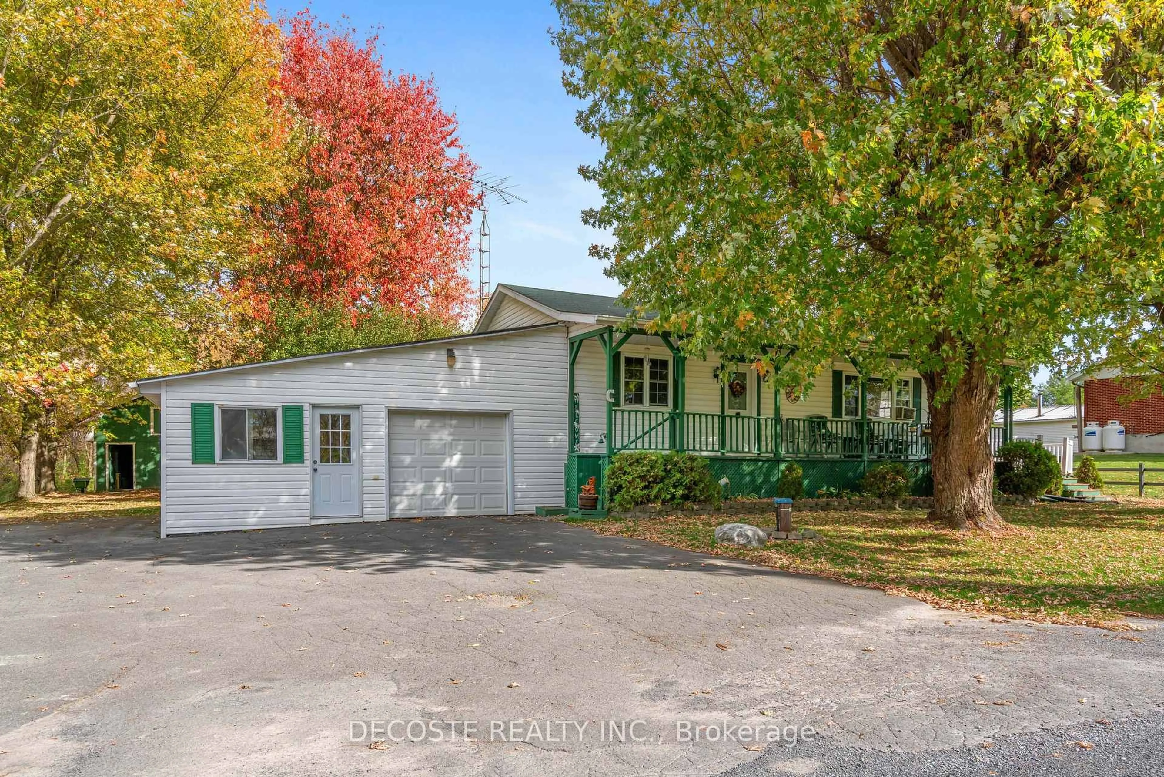 A pic from outside/outdoor area/front of a property/back of a property/a pic from drone, street for 20015C County 43 Rd, North Glengarry Ontario K0C 1A0