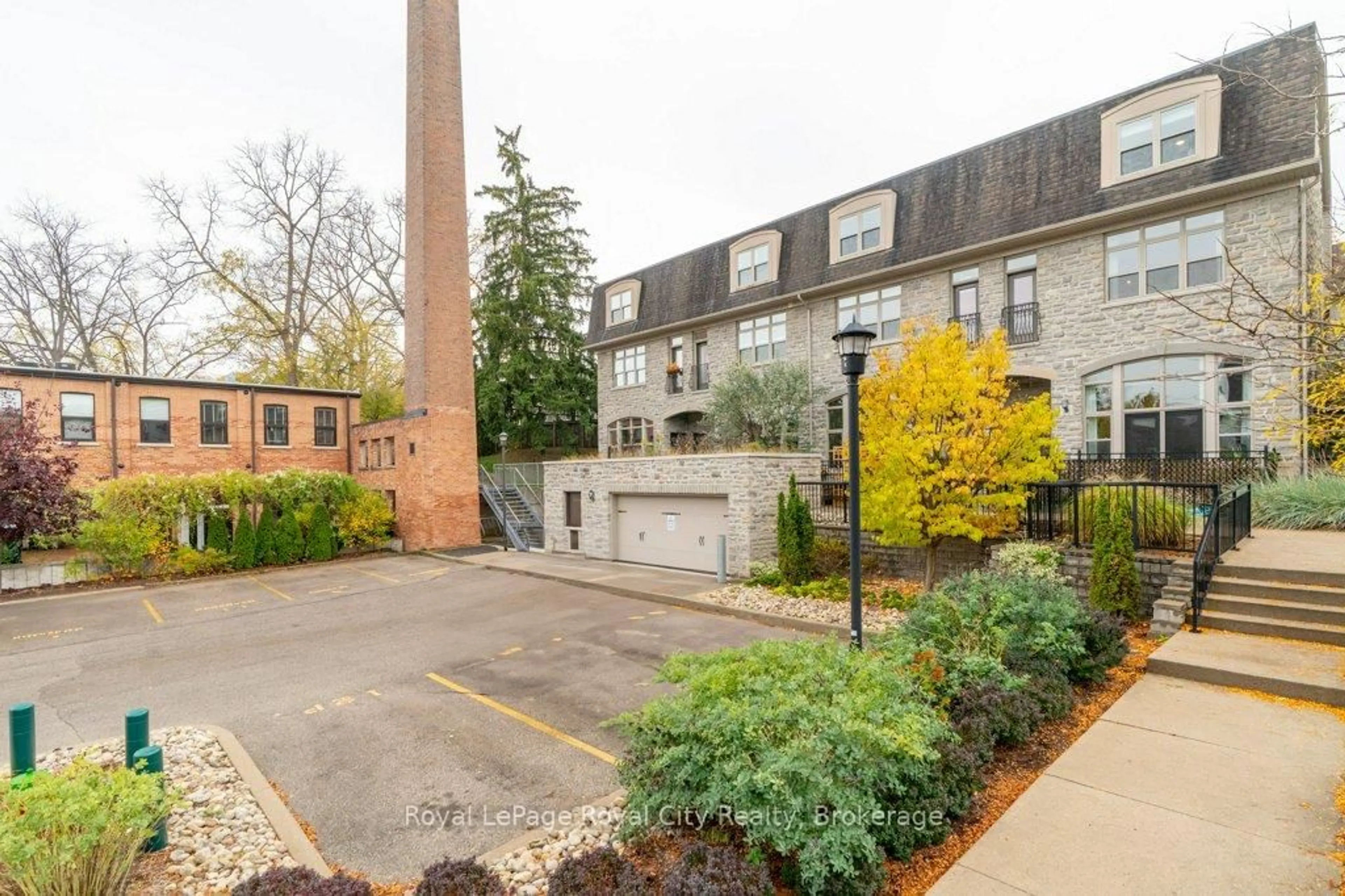 Unknown for 68A Cardigan St, Guelph Ontario N1H 0A4