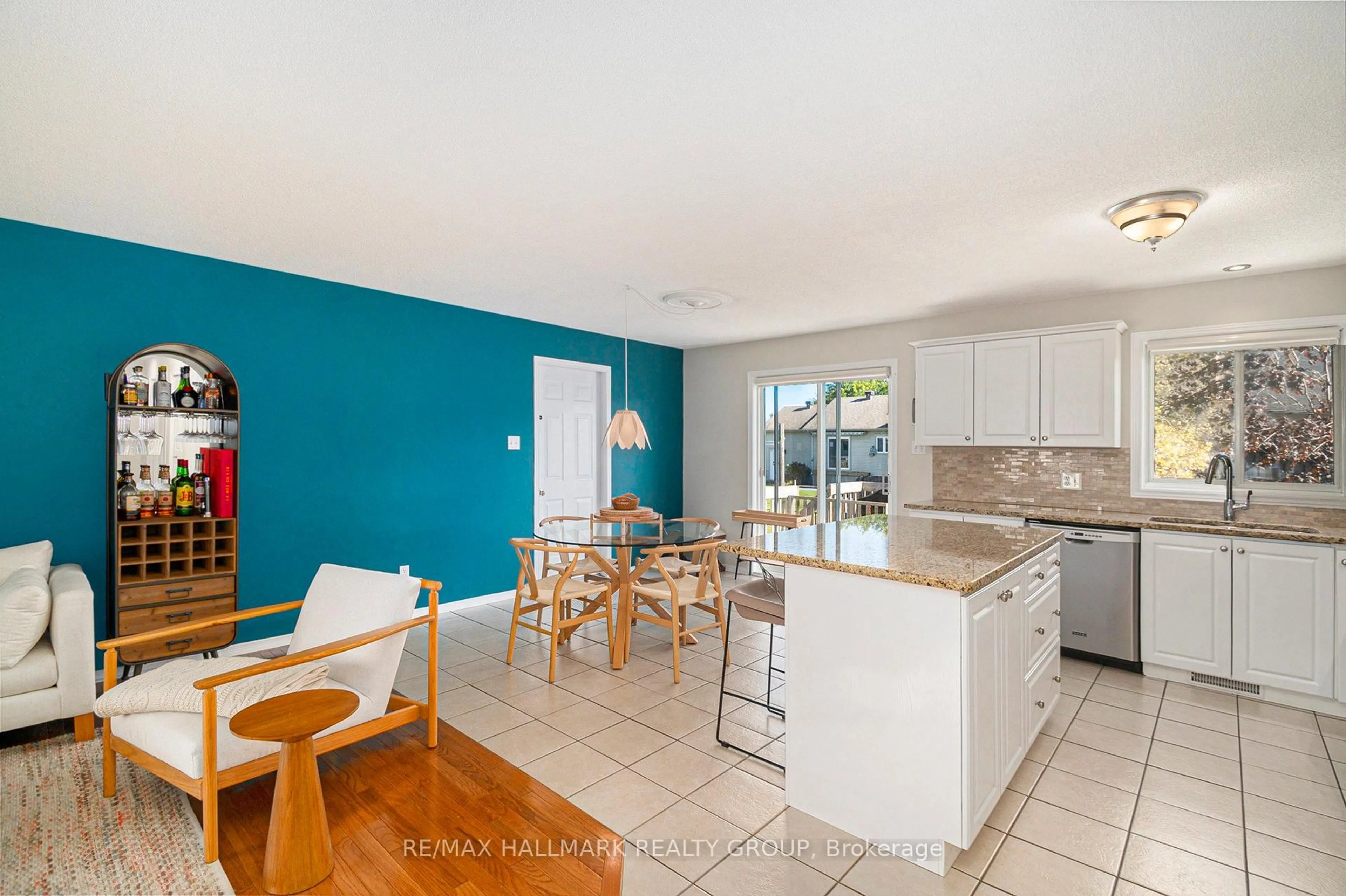 Open concept kitchen, ceramic/tile floor for 849 Laval St, Casselman Ontario K0A 1M0