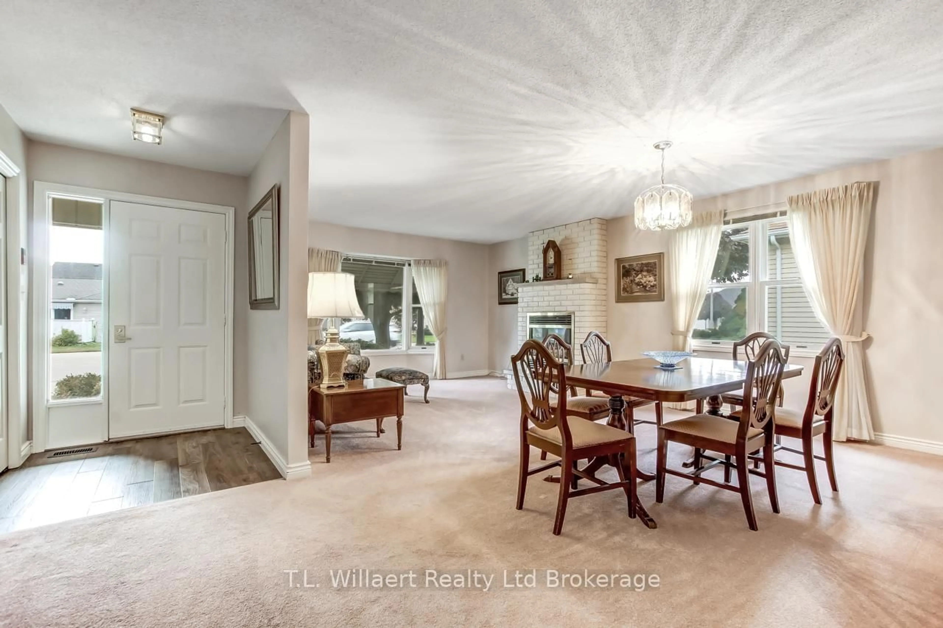Dining room, unknown for 8 Wilson Ave, Tillsonburg Ontario N4G 5C5