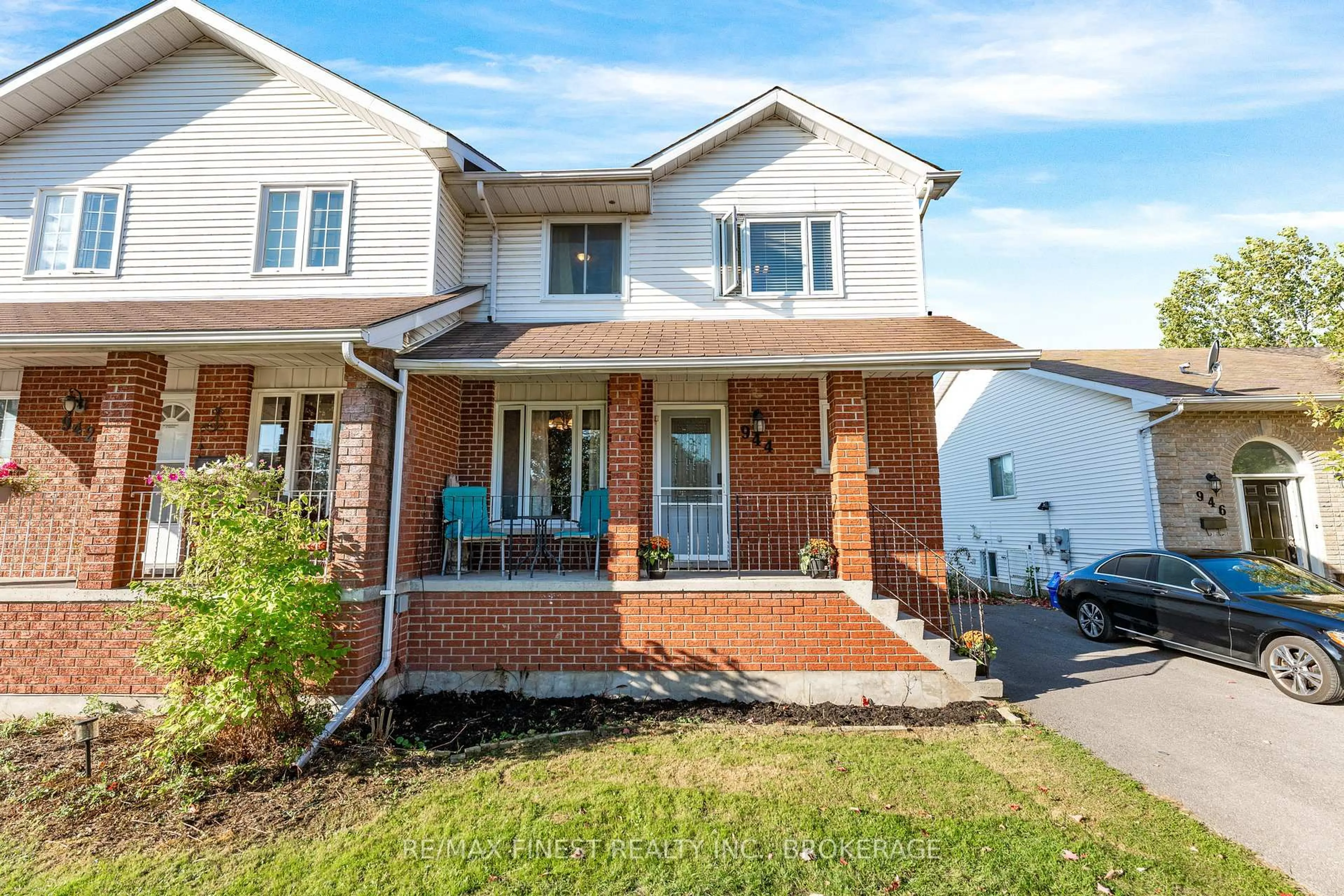Home with brick exterior material, street for 944 Warburton Cres, Kingston Ontario K7M 8L1