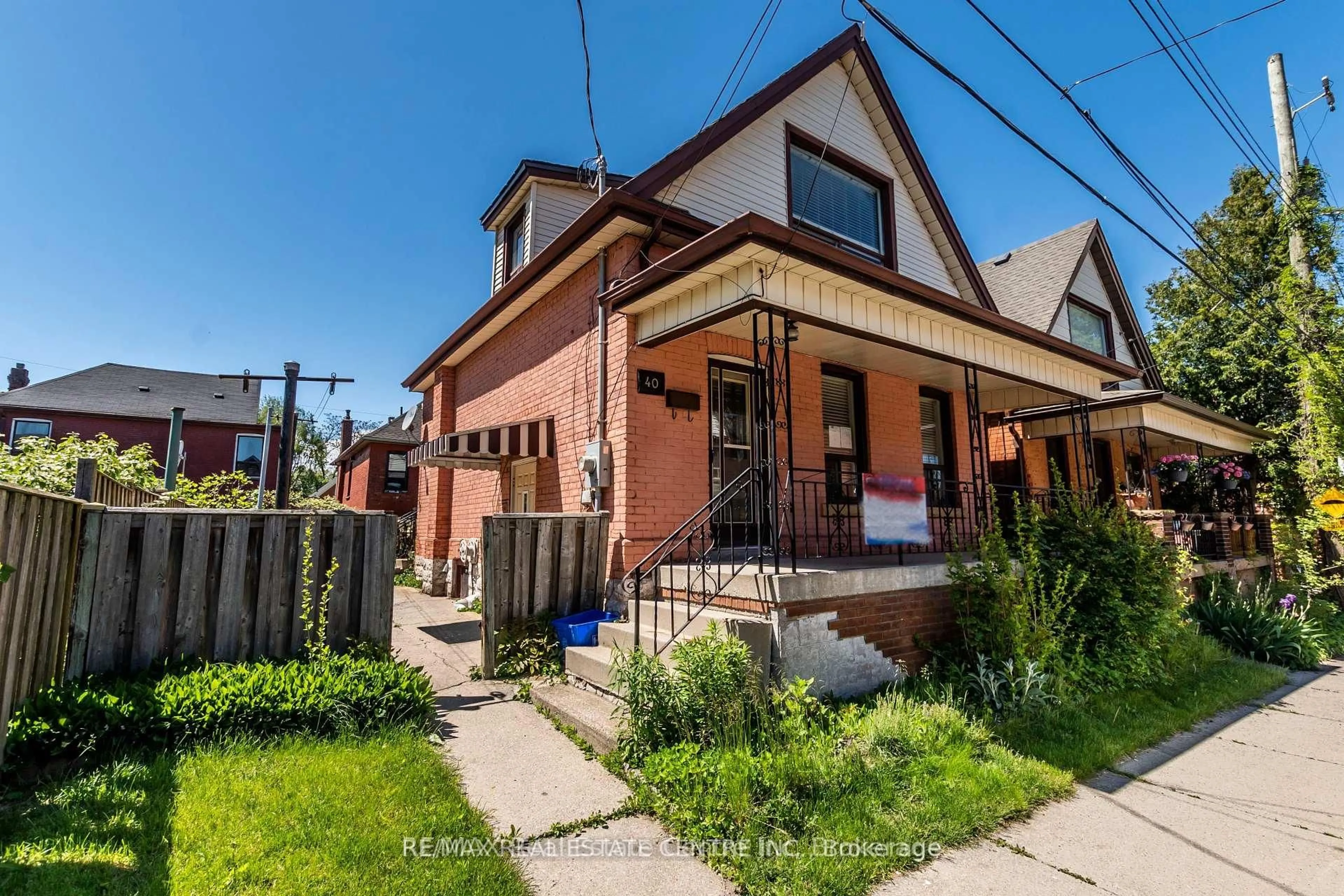 Home with brick exterior material, street for 40 Greig St, Hamilton Ontario L8R 2W7