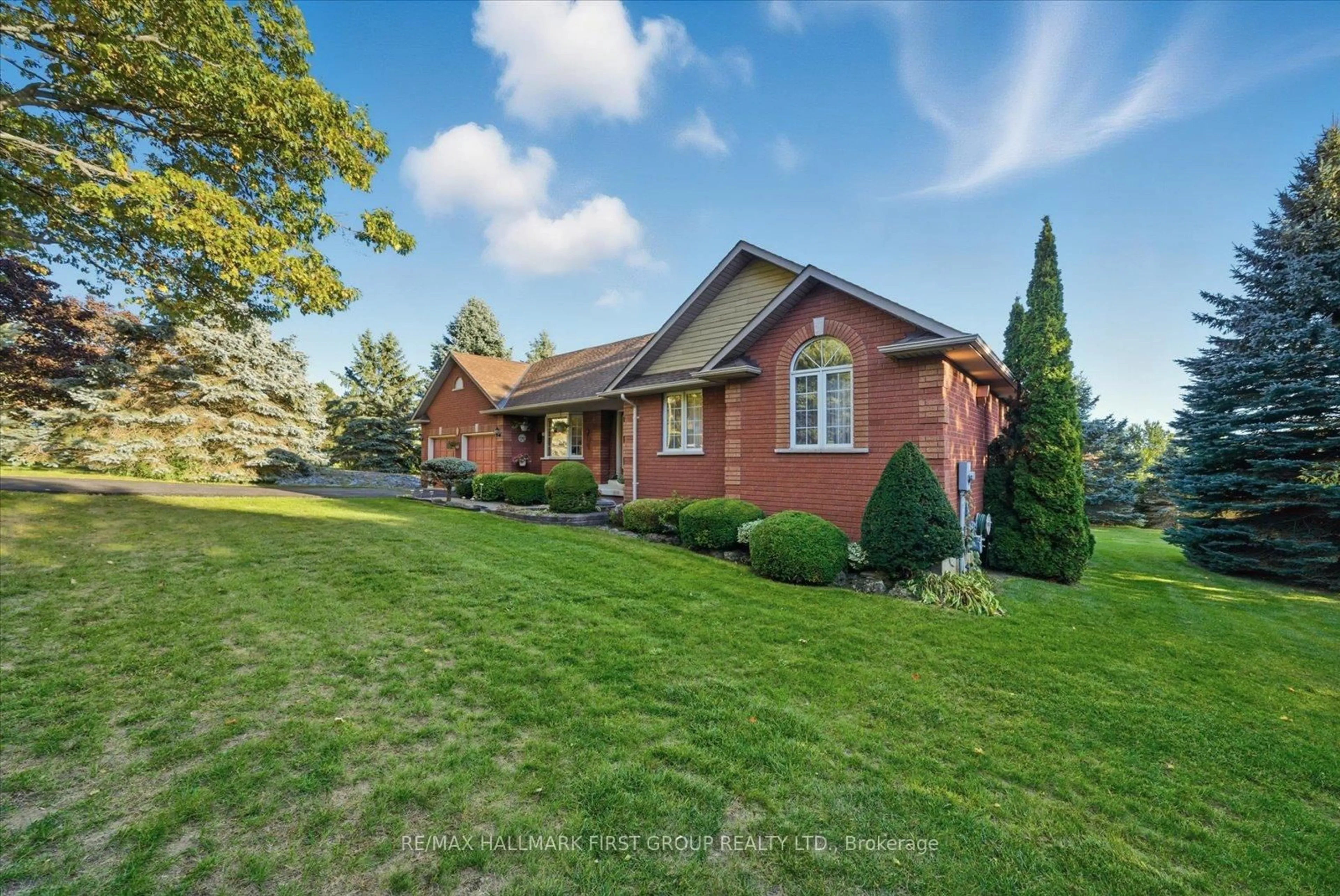 Home with brick exterior material, unknown for 4 Sunrise Crt, Cobourg Ontario K9A 4J7