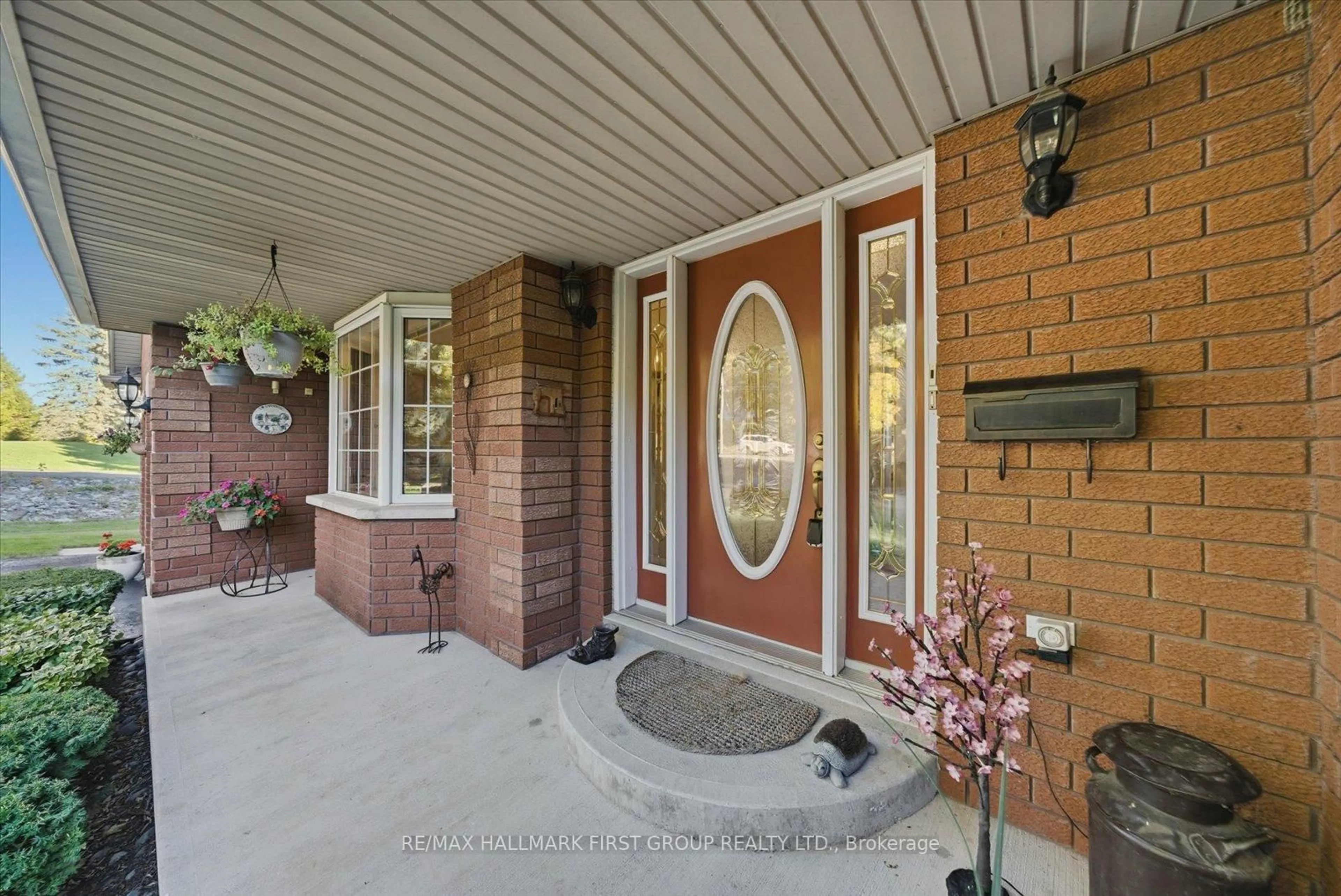 Unknown for 4 Sunrise Crt, Cobourg Ontario K9A 4J7