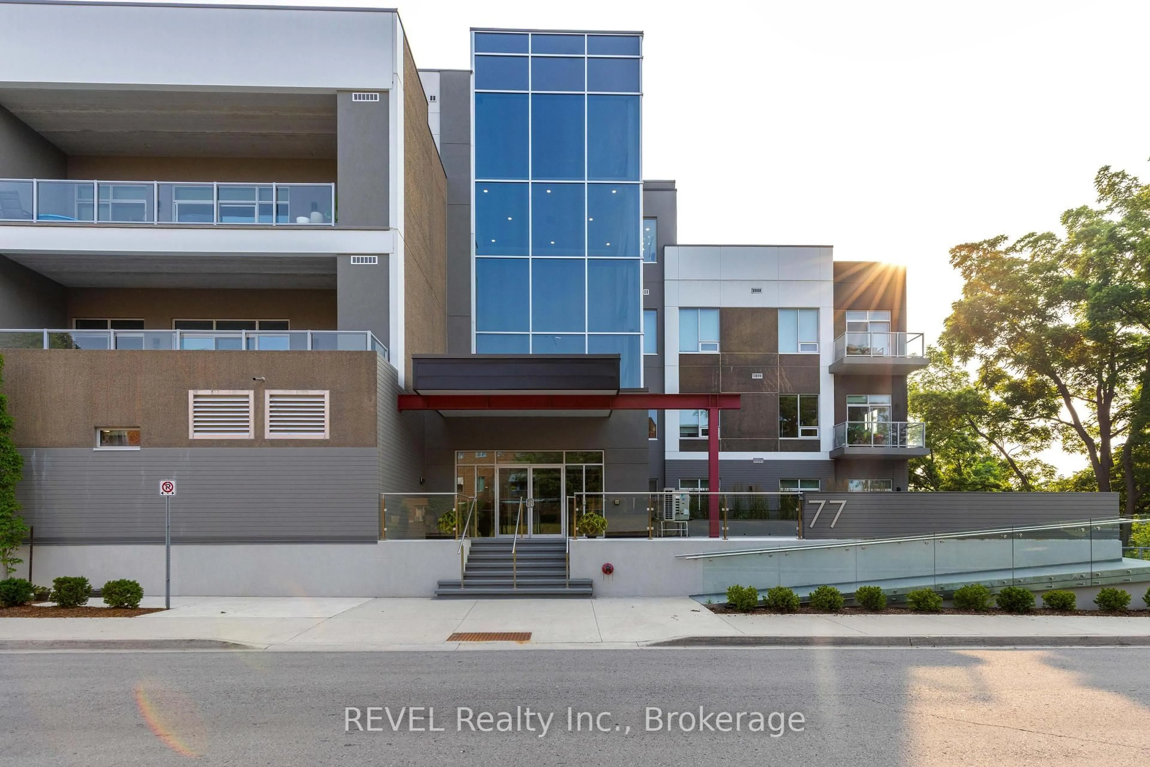 Unknown for 77 Yates St #405, St. Catharines Ontario L2R 5R7