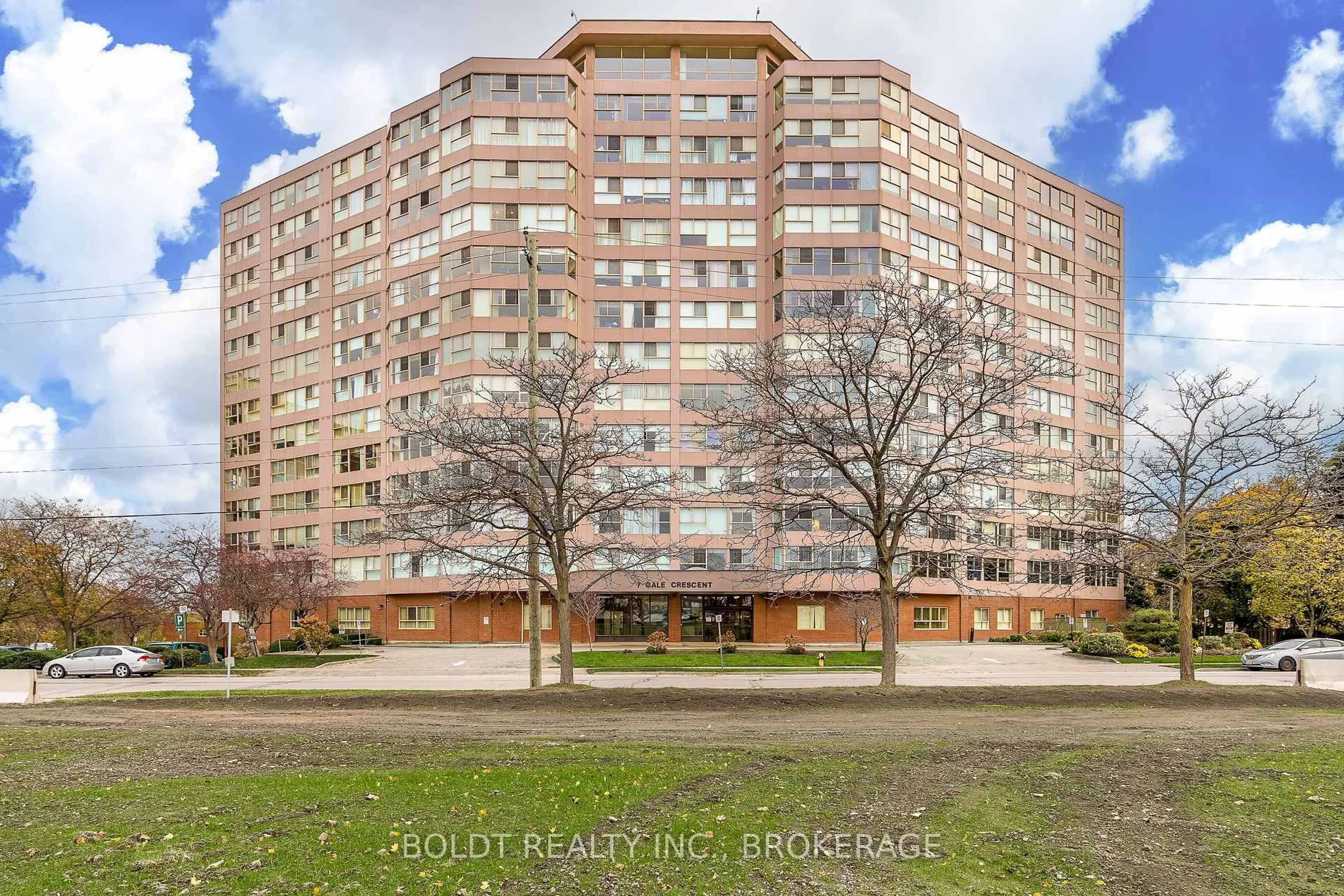 Unknown for 7 Gale Cres #505, St. Catharines Ontario L2R 7M8