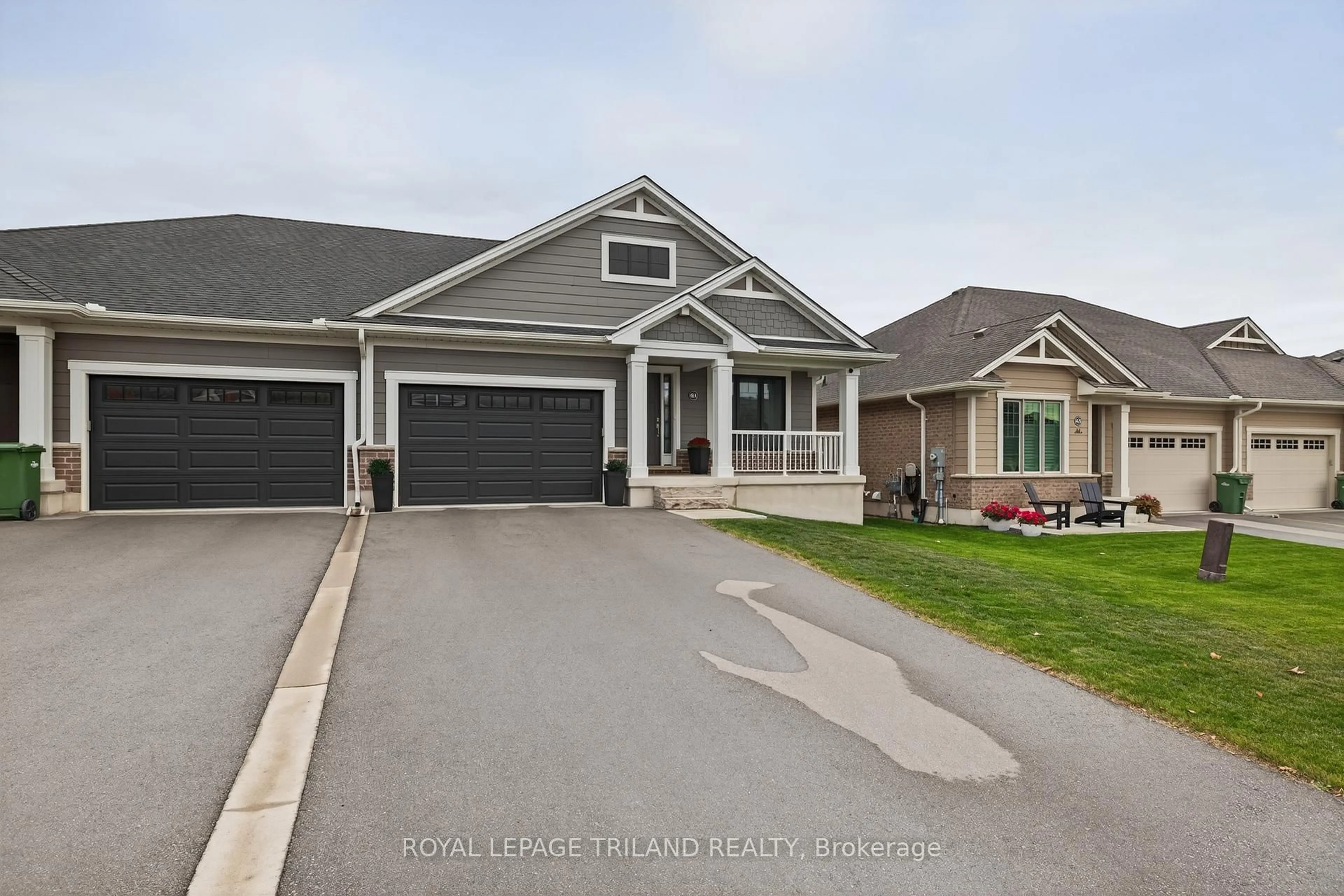 Home with vinyl exterior material, street for 61 Ashberry Pl, St. Thomas Ontario N5R 0H9