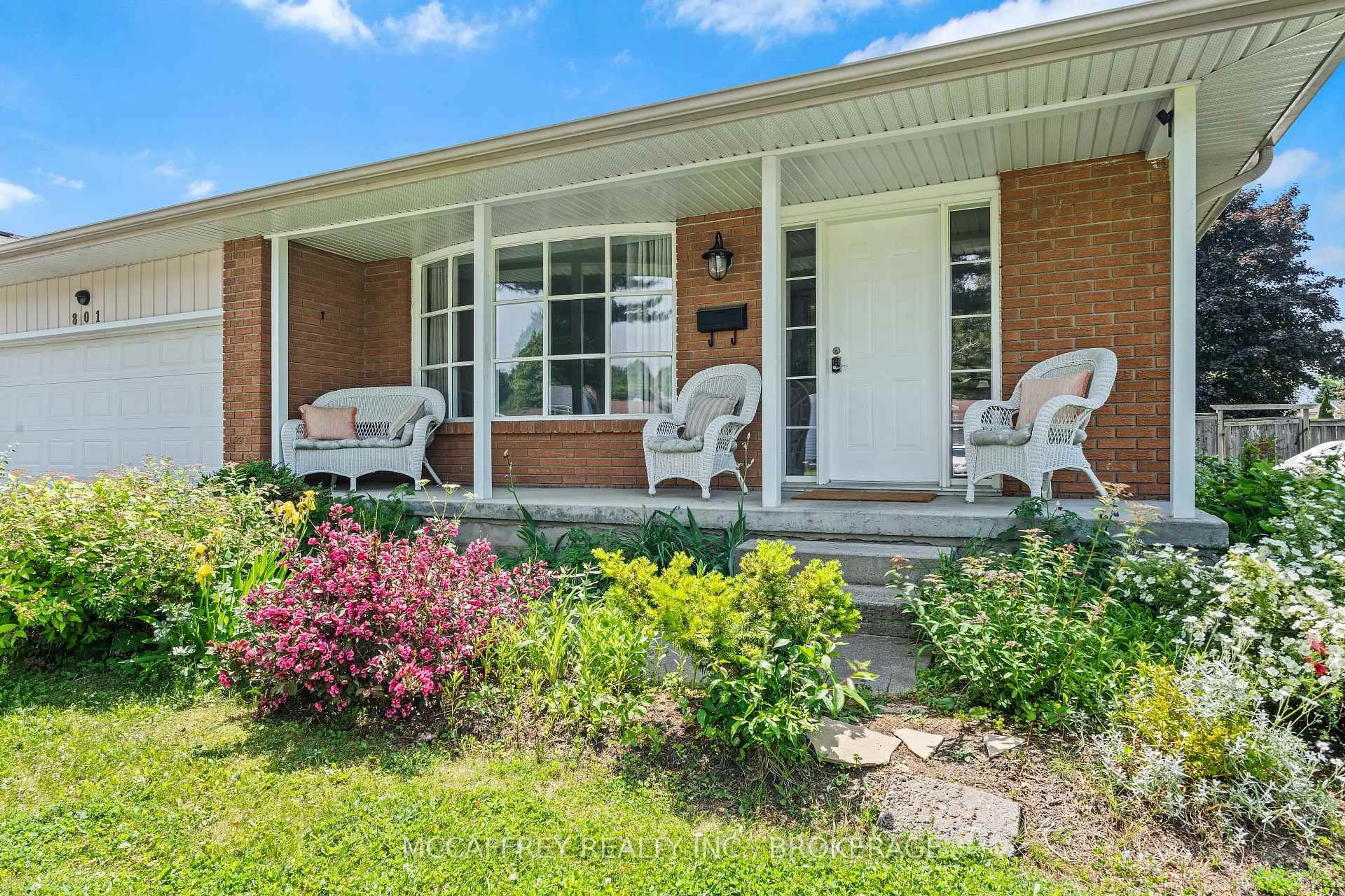 Unknown for 801 High Gate Park Dr, Kingston Ontario K7M 5Z5