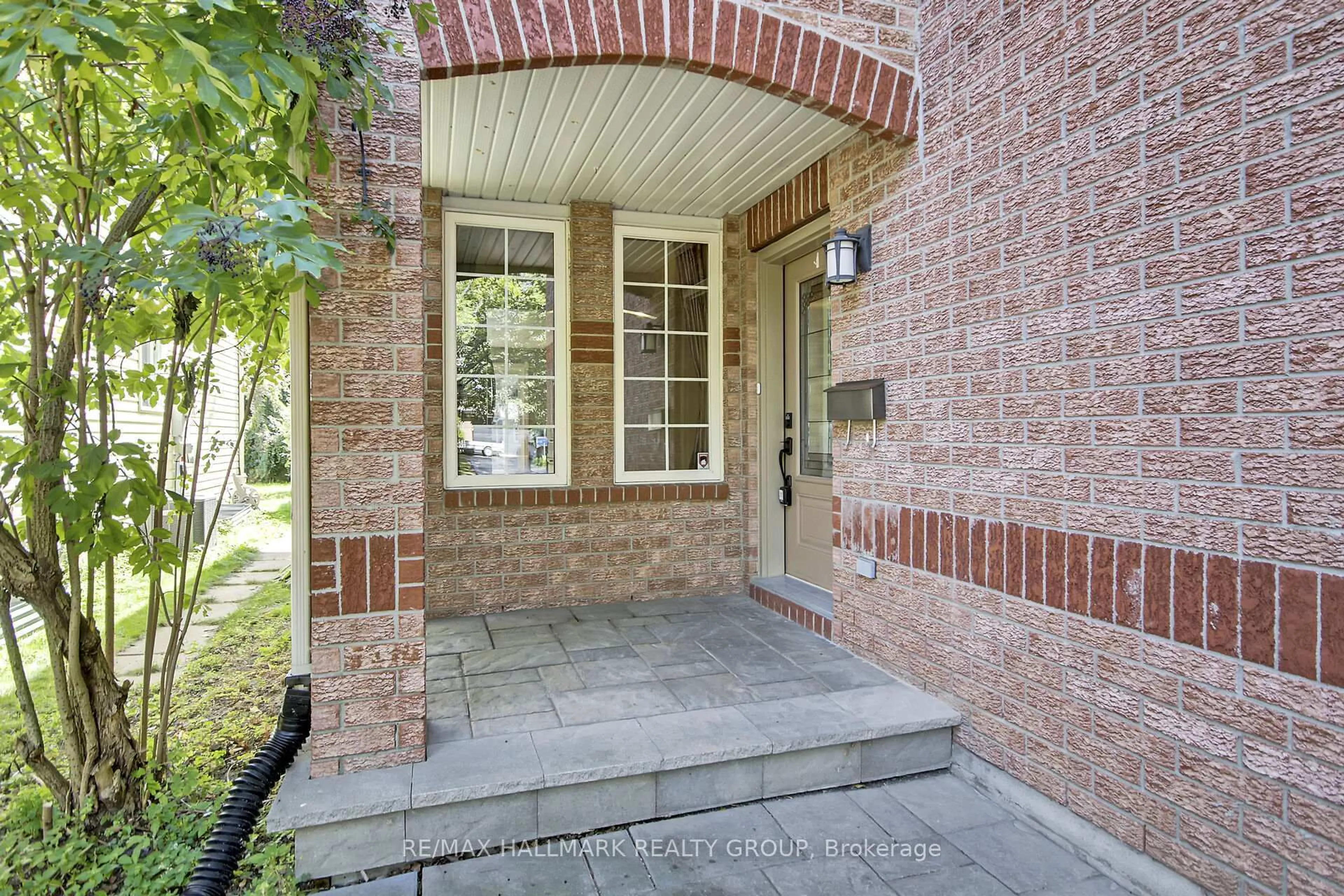 Home with brick exterior material, street for 4 Saffron Crt, Ottawa Ontario K2J 4R7