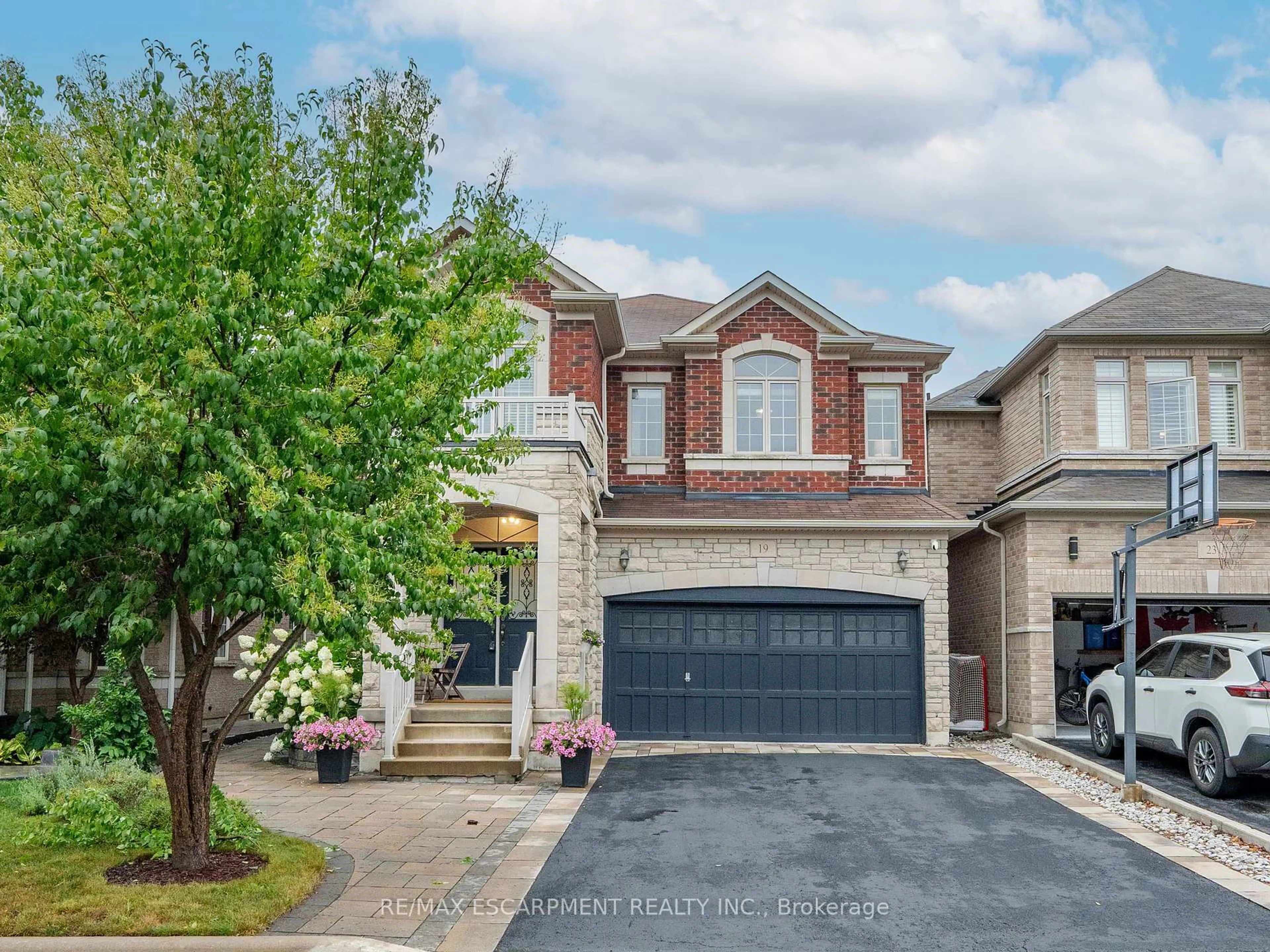 Home with brick exterior material, street for 19 McKnight Ave, Hamilton Ontario L8B 0R5