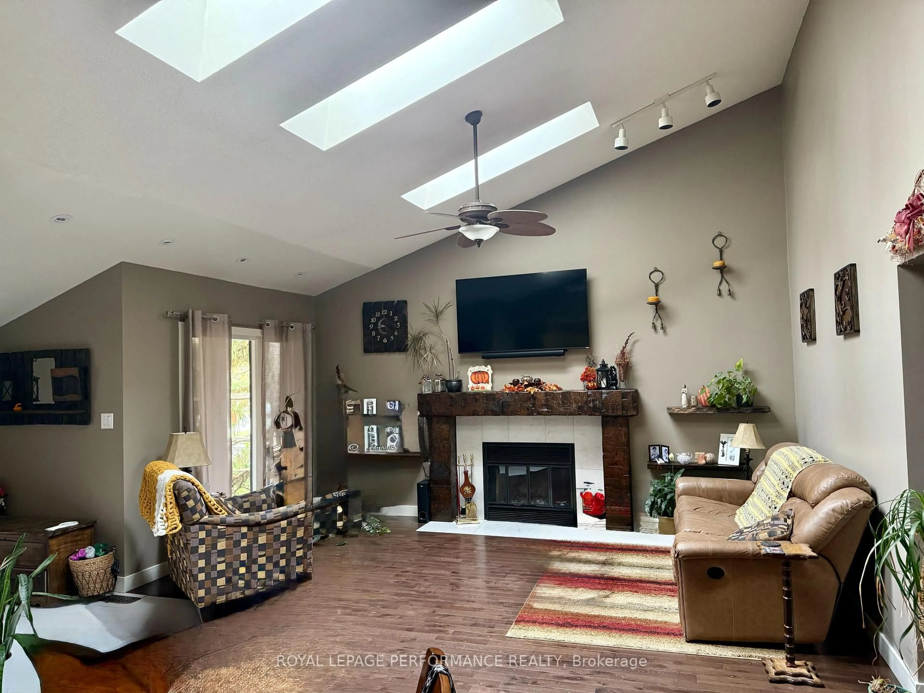 Unknown for 2141 Boyer Rd, Orleans Ontario K1C 1R5