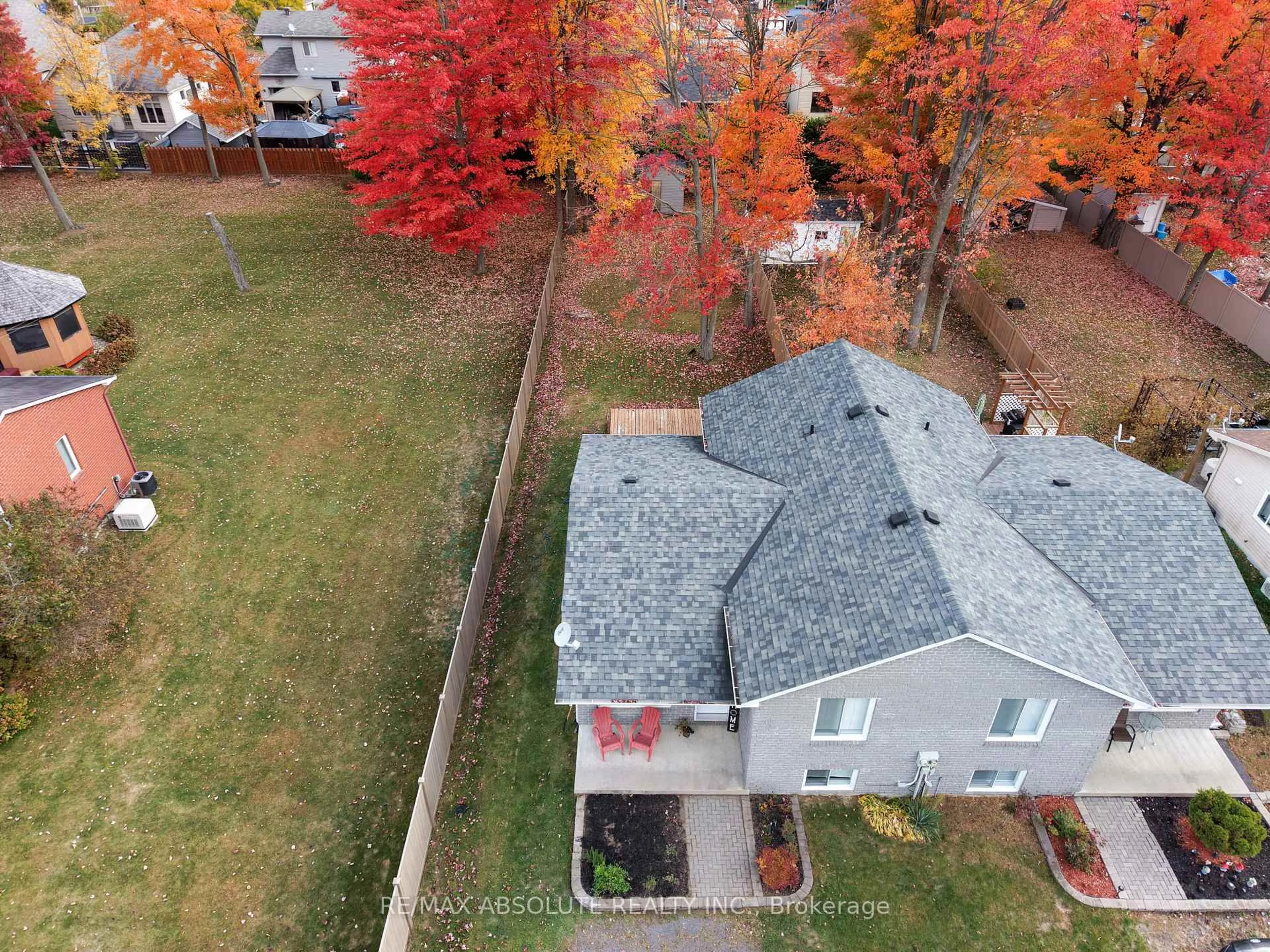 A pic from outside/outdoor area/front of a property/back of a property/a pic from drone, unknown for 43 Bourque St, The Nation Ontario K0A 2M0