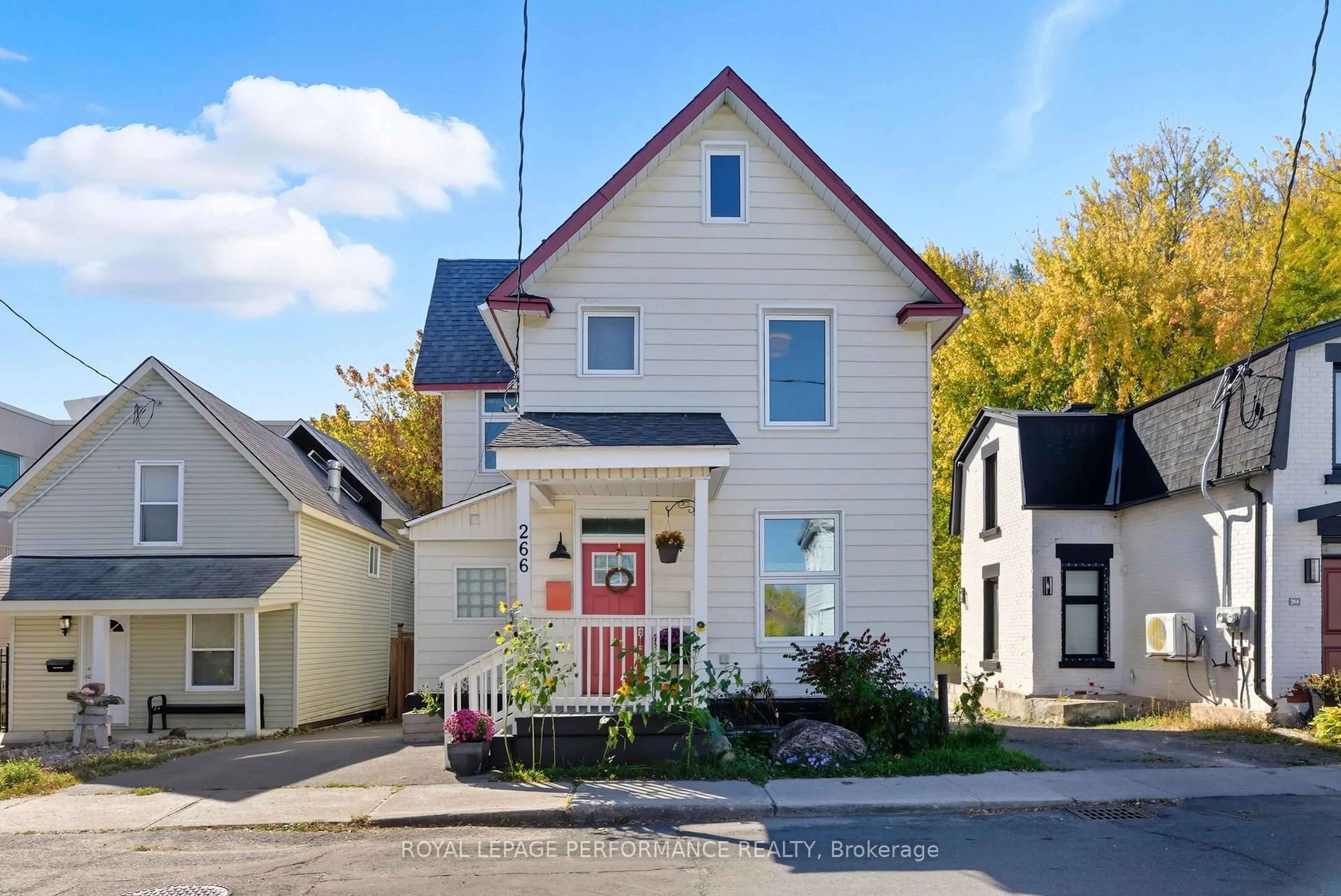 Unknown for 266 Bradley Ave, Ottawa Ontario K1L 7E9