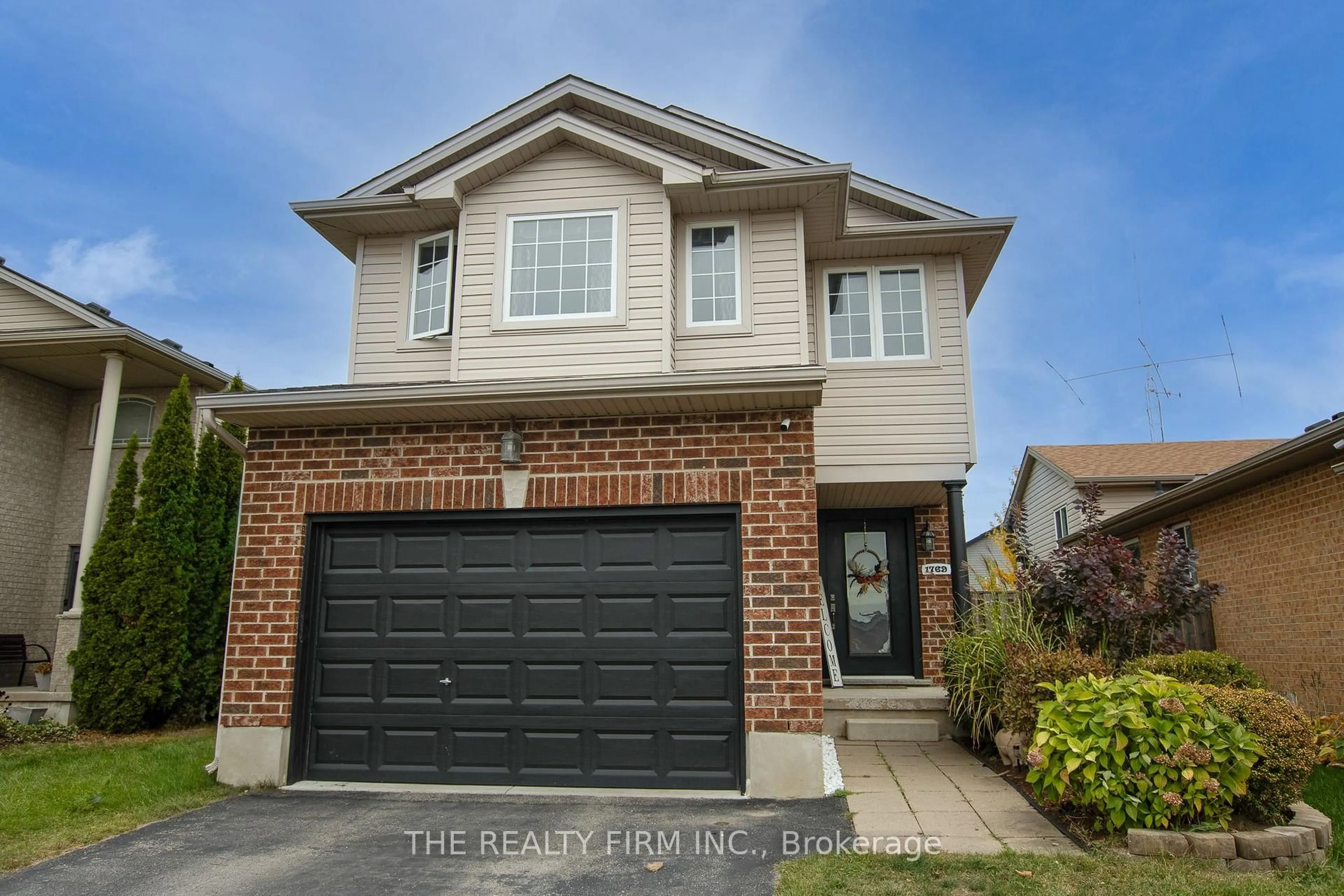 Home with brick exterior material, street for 1769 Bayswater Cres, London North Ontario N6G 5M9