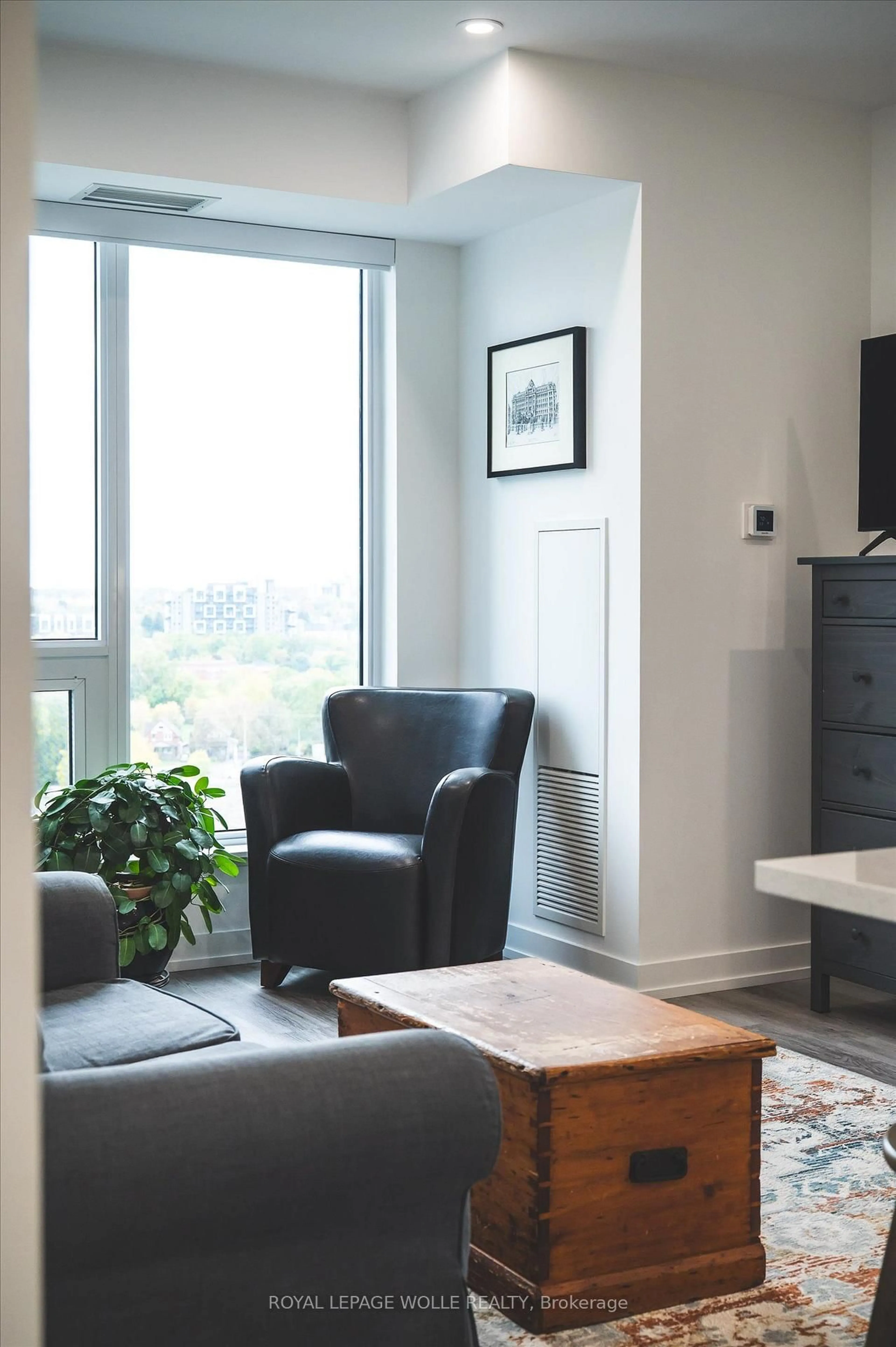 Living room with furniture, unknown for 15 Wellington St #909, Kitchener Ontario N2G 0E4