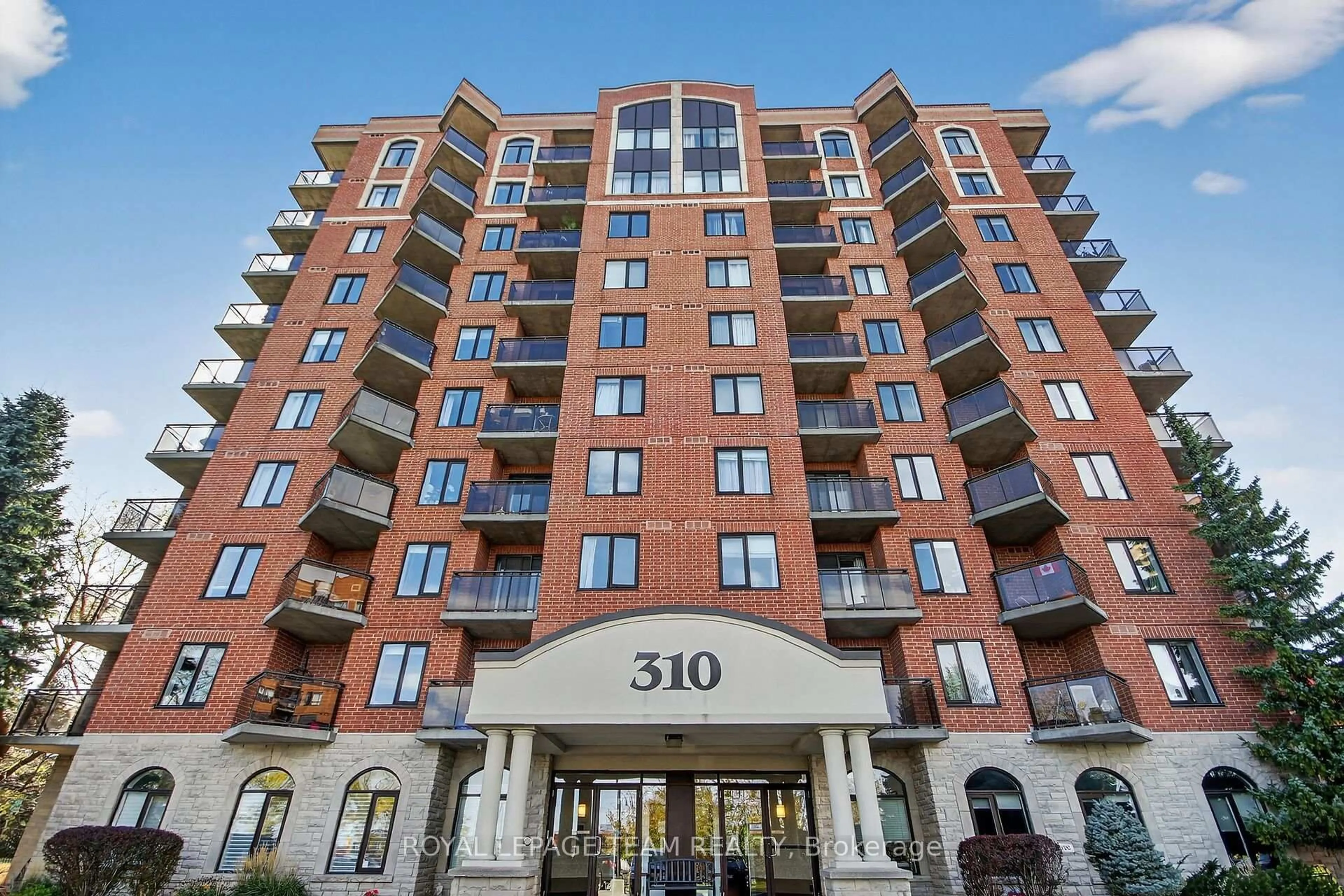 Patio, building for 310 Central Park Dr #7J, Ottawa Ontario K2C 4G4