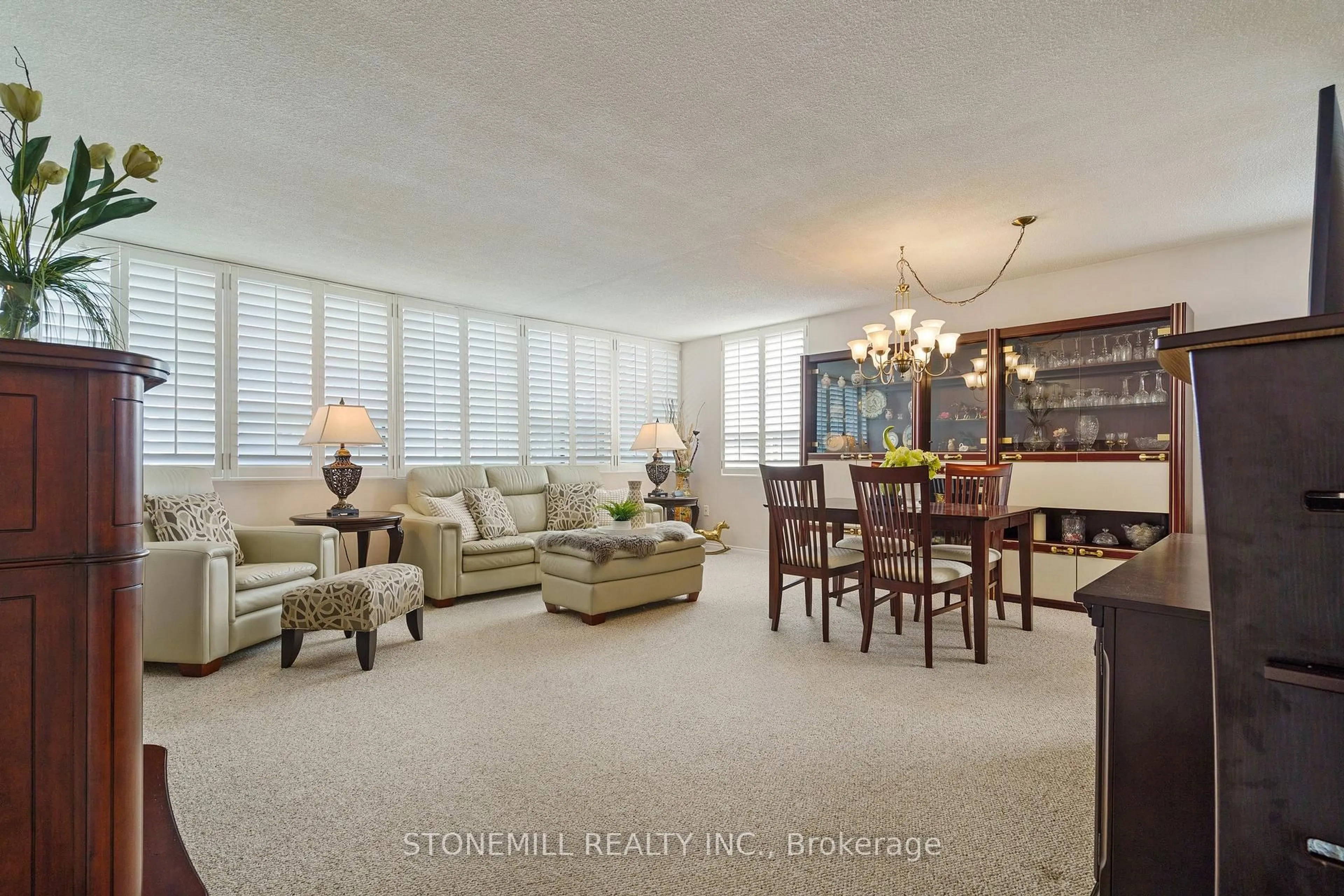 Living room with furniture, unknown for 120 Duke St #403, Hamilton Ontario L8P 4T1