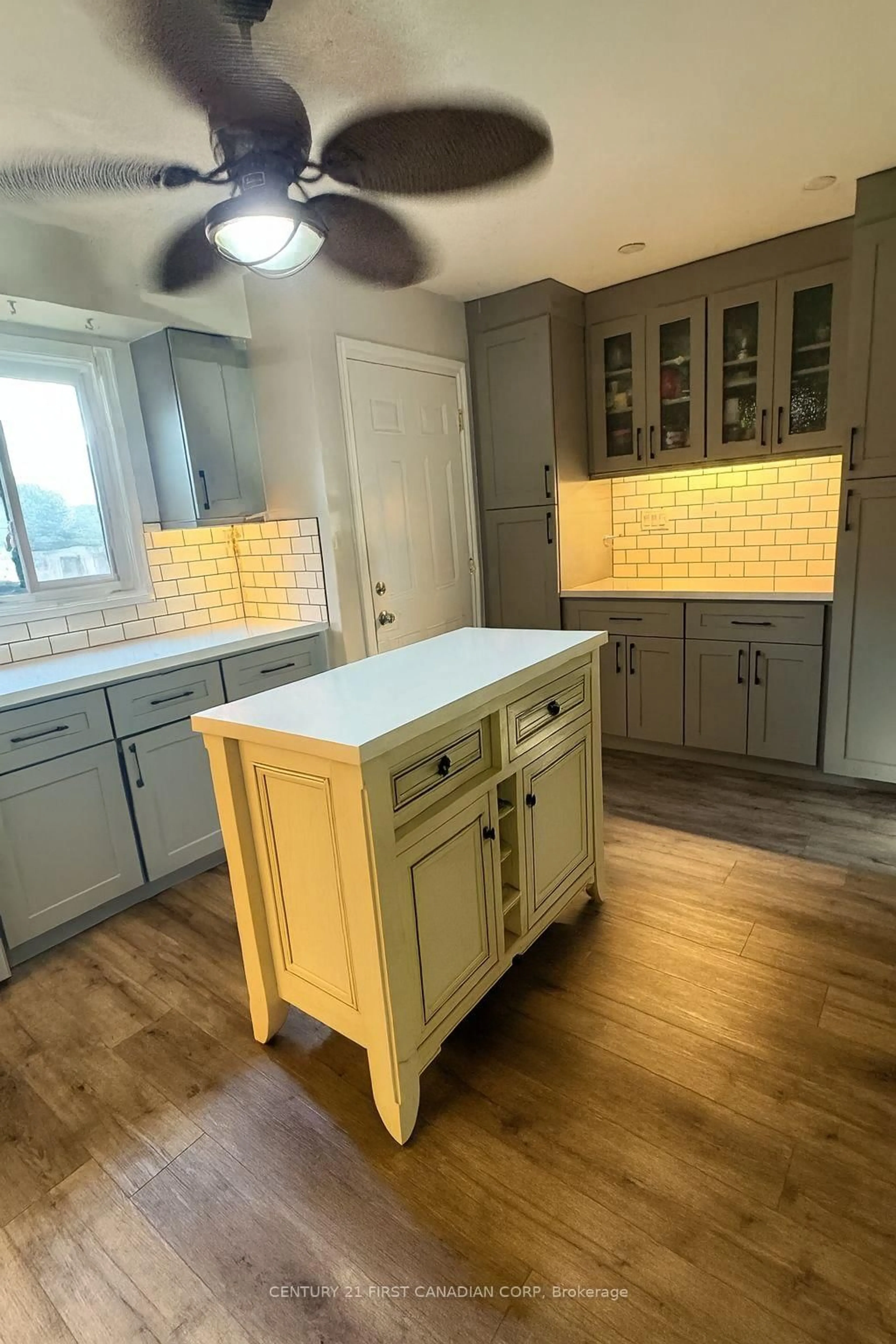 Open concept kitchen, ceramic/tile floor for 311 Vesta Rd #28, London East Ontario N5Y 5J1