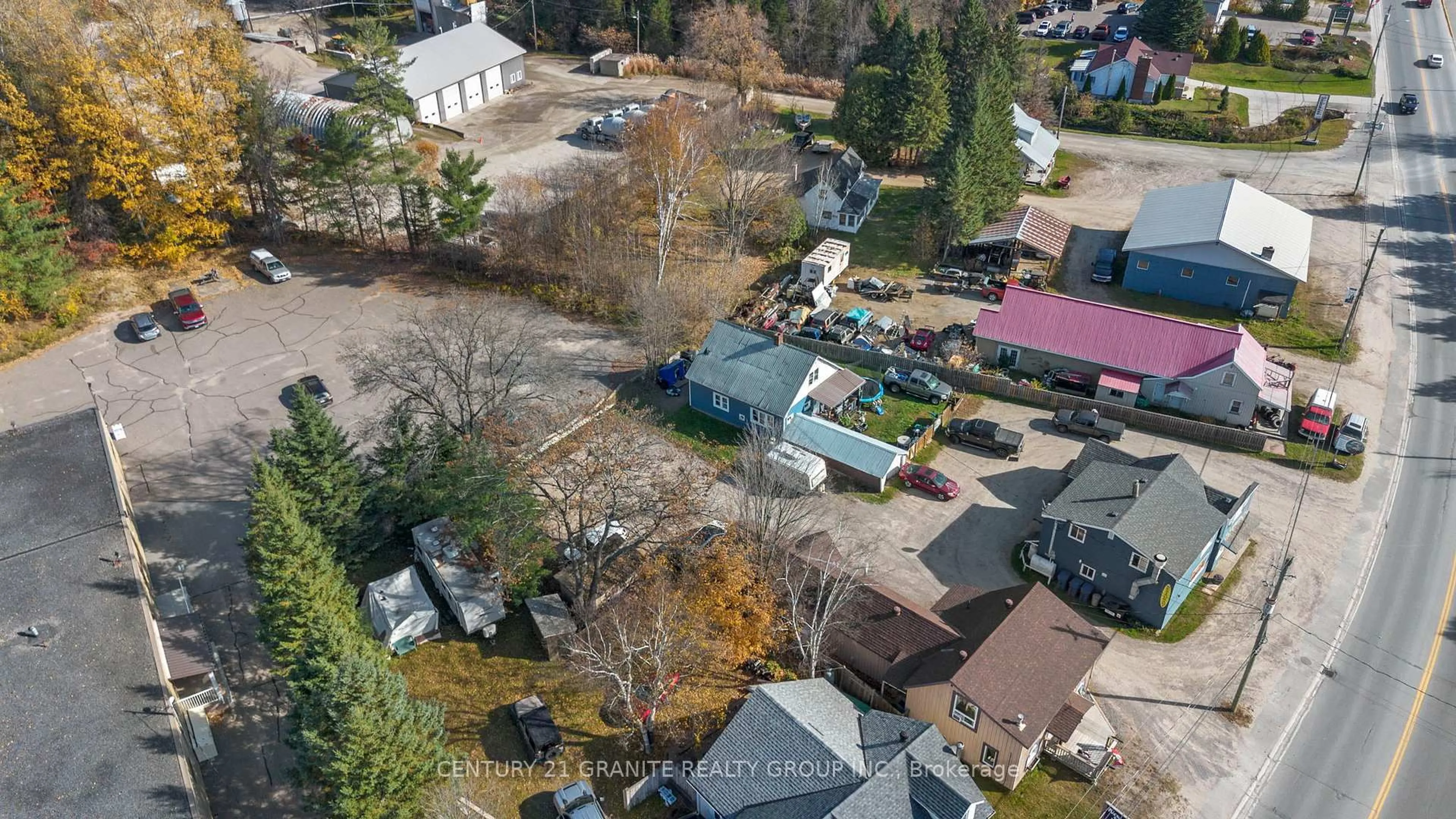 A pic from outside/outdoor area/front of a property/back of a property/a pic from drone, street for 185 Hastings St, Bancroft Ontario K0L 1C0