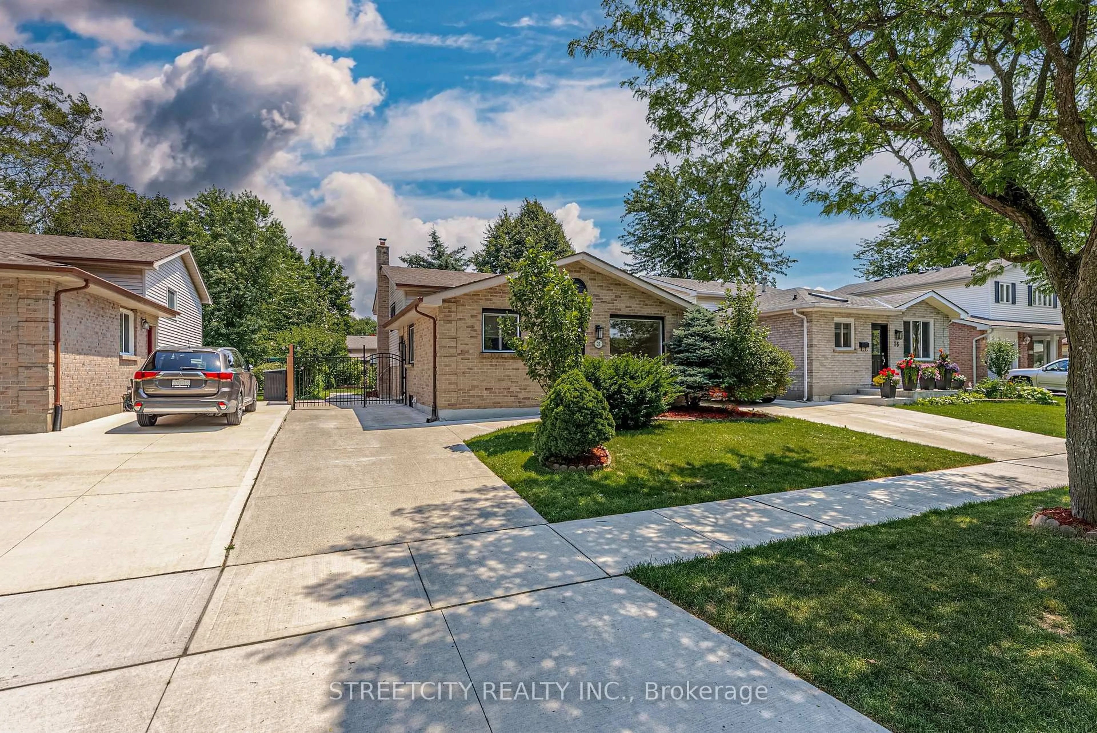 A pic from outside/outdoor area/front of a property/back of a property/a pic from drone, street for 20 Fairchild Cres, London South Ontario N6E 3E2