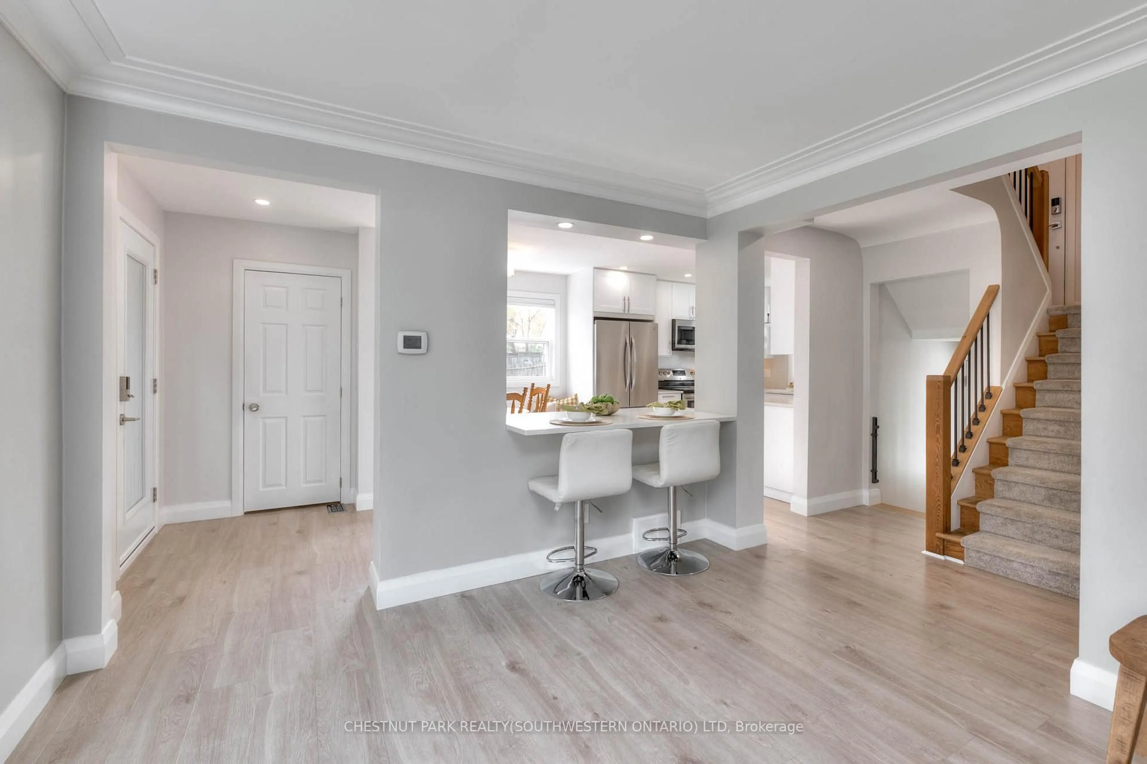 Open concept kitchen, wood/laminate floor for 112 Cedar St, Kitchener Ontario N2G 3L9