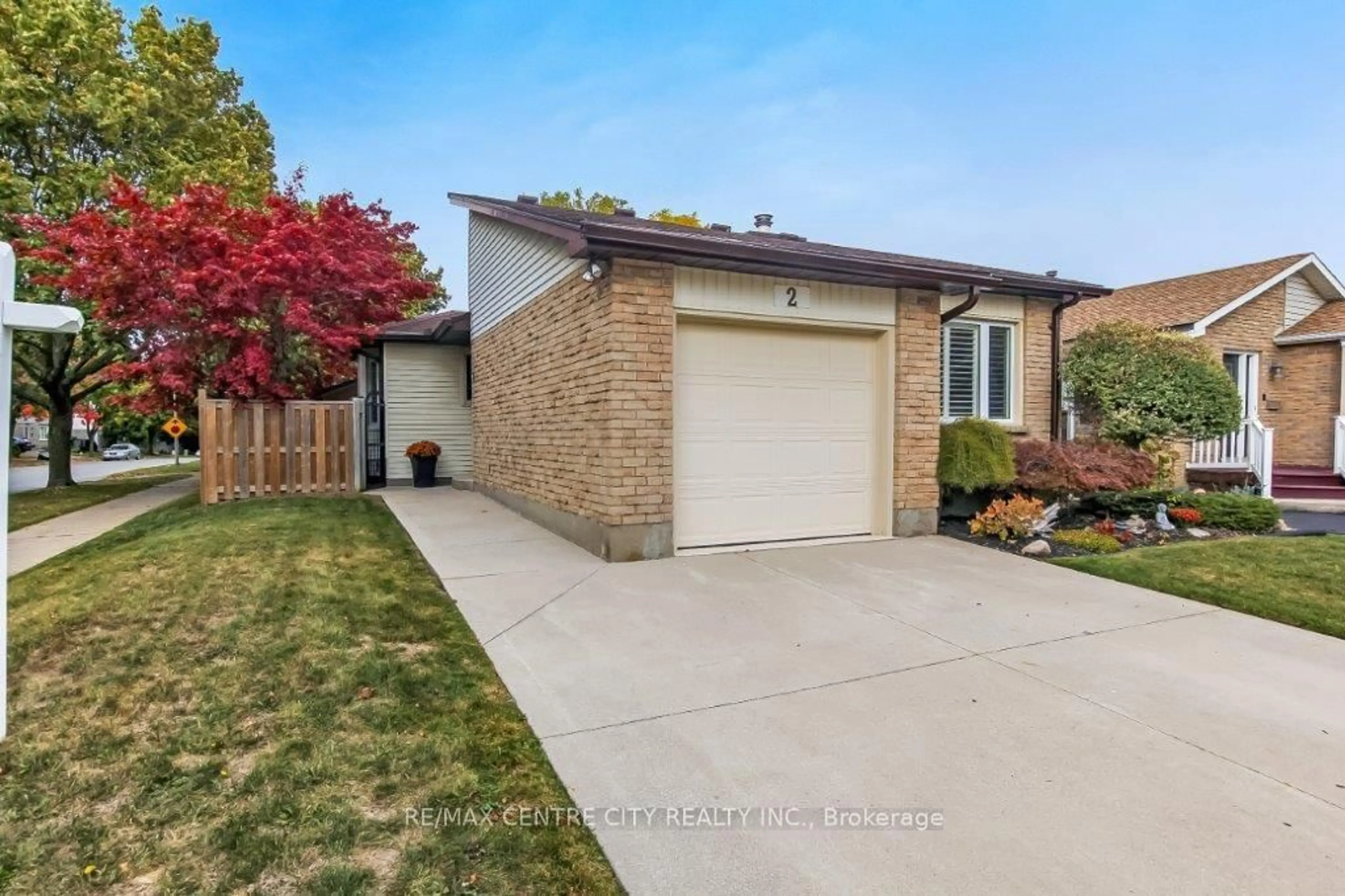 Home with brick exterior material, street for 2 Aldersbrook Cres, London North Ontario N6G 3R3