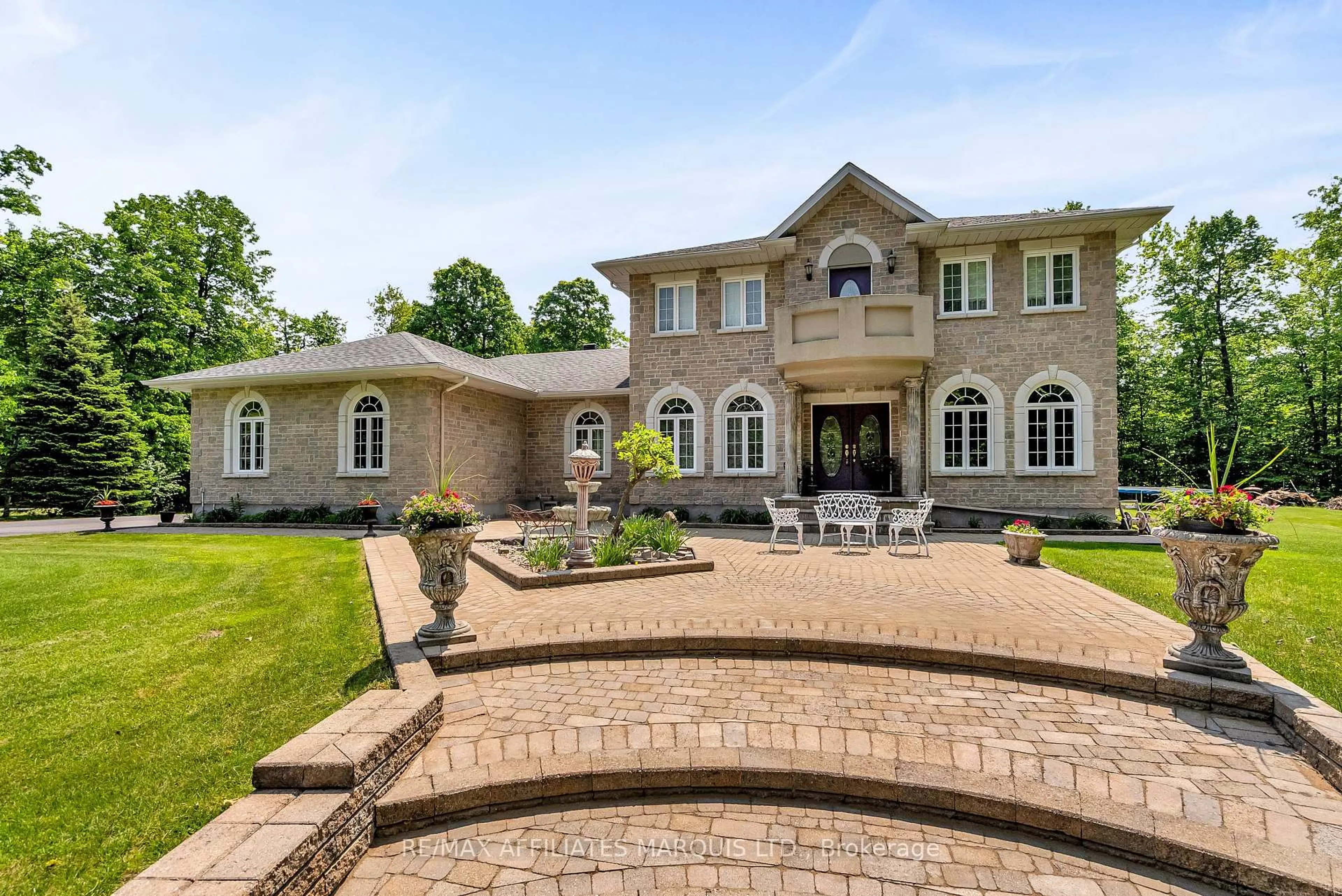 Home with brick exterior material, unknown for 16935 Beaver Dam Dr, South Stormont Ontario K0C 1P0