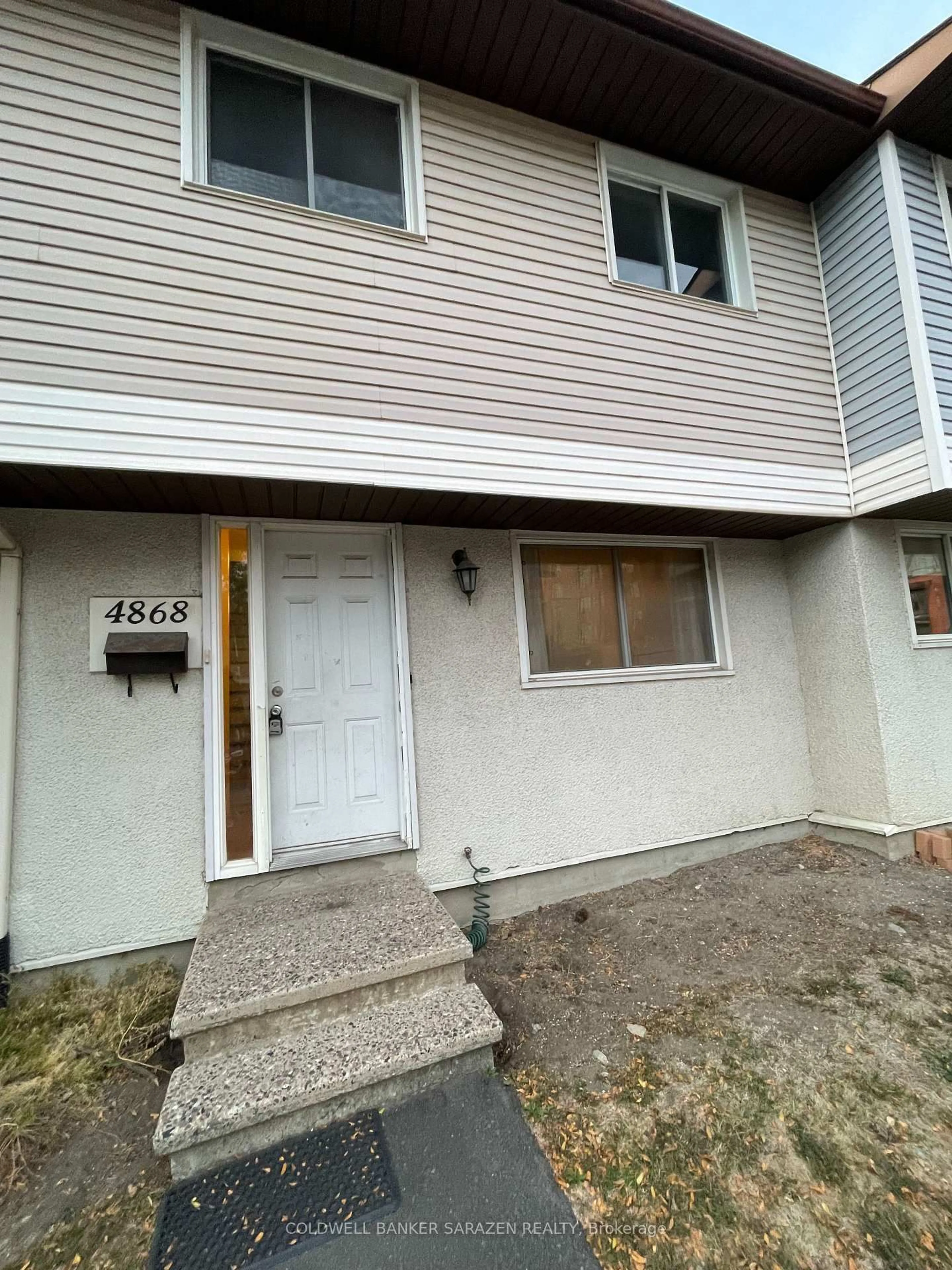 Unknown for 4868 Hendon Way #10, Ottawa Ontario K1J 8T1