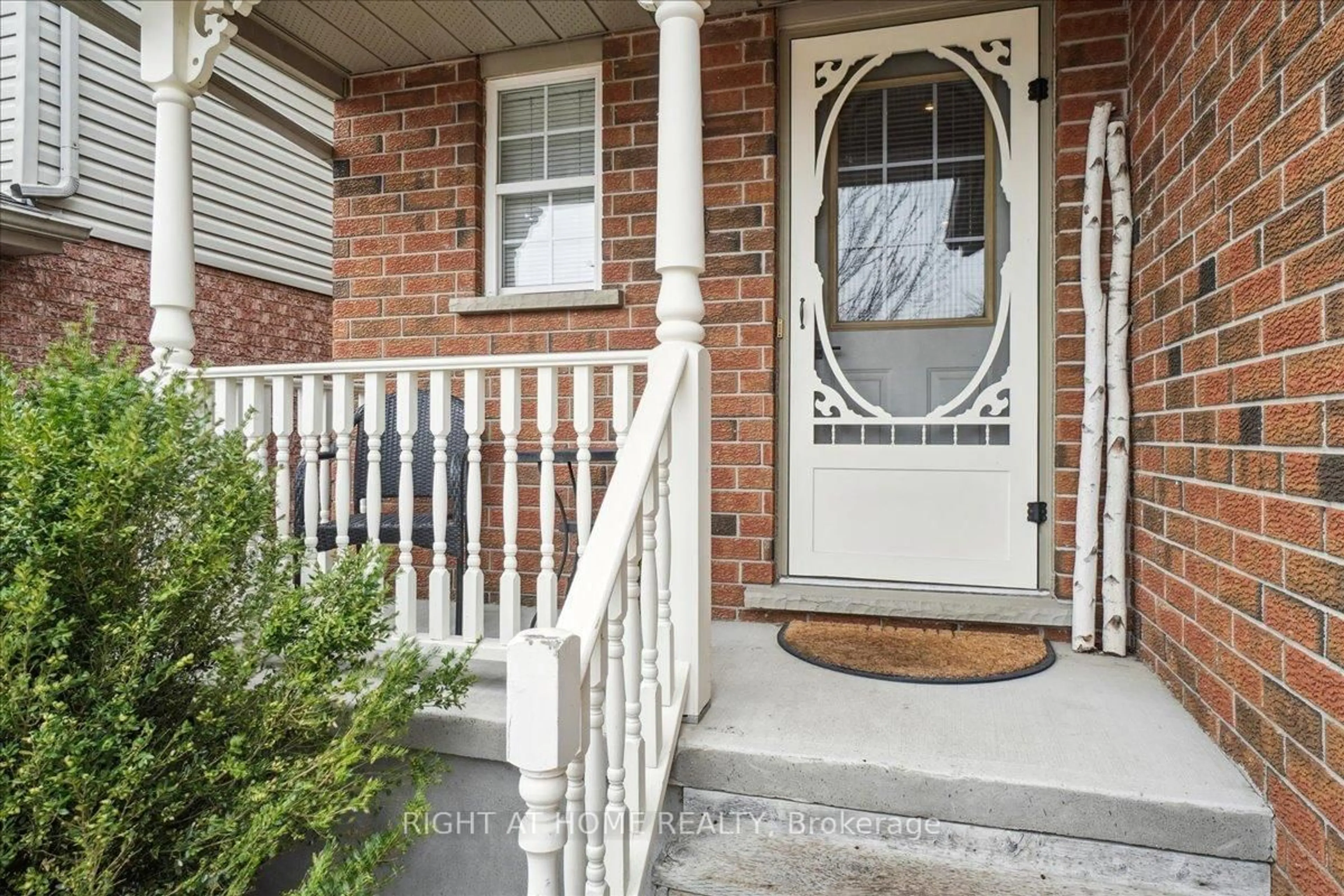 Indoor entryway for 15 Alderson Dr, Cambridge Ontario N3C 4C6