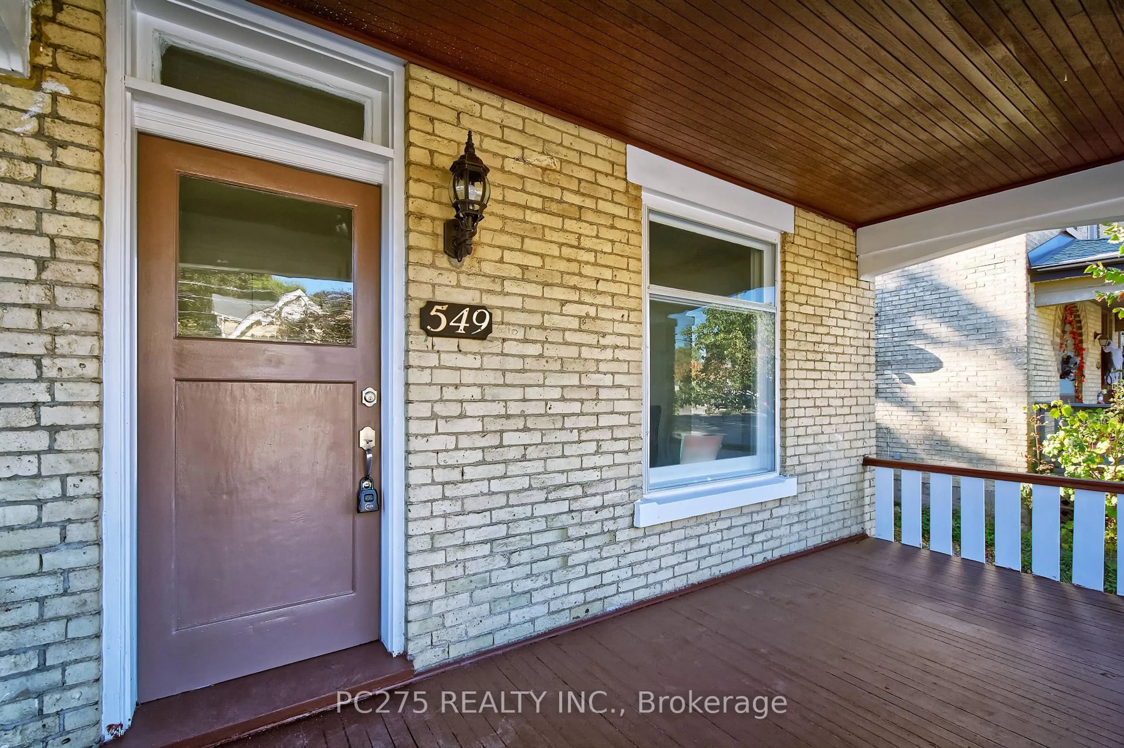 Unknown for 549 Quebec St, London East Ontario N5W 3Y9