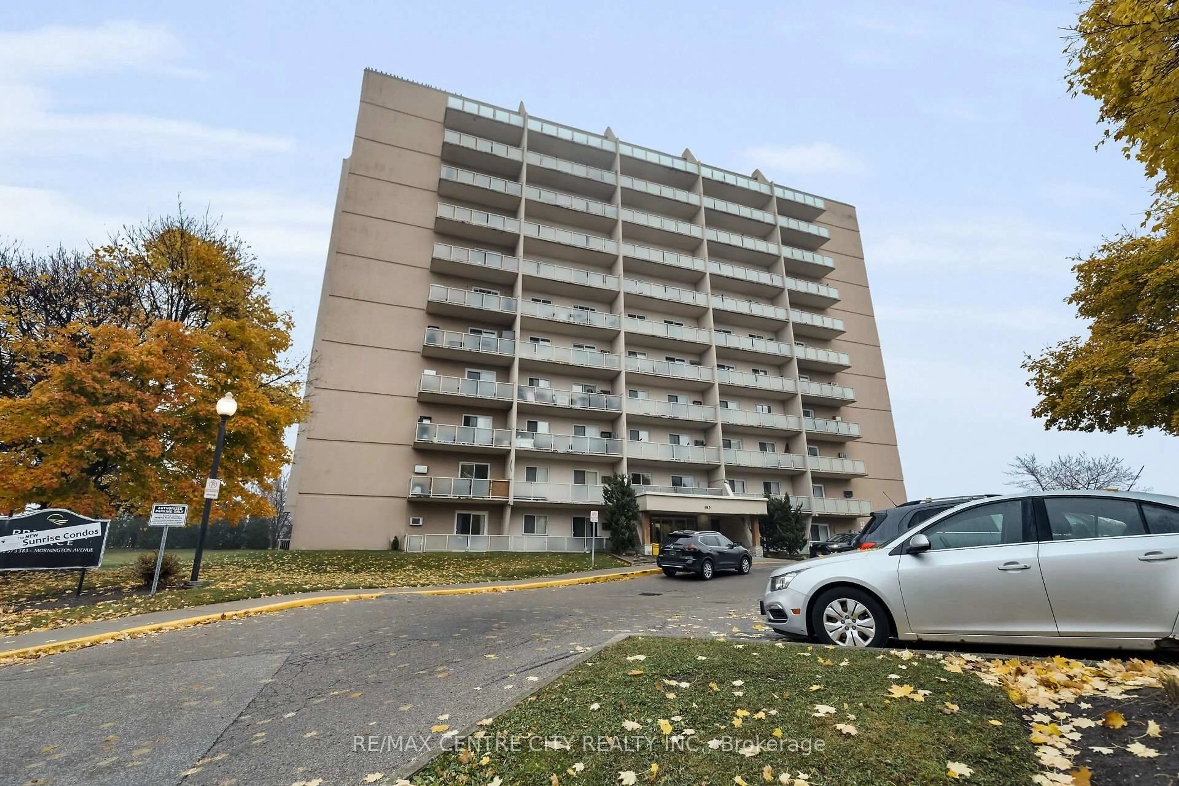 Unknown for 573 Mornington Ave #801, London East Ontario N5Y 4T9