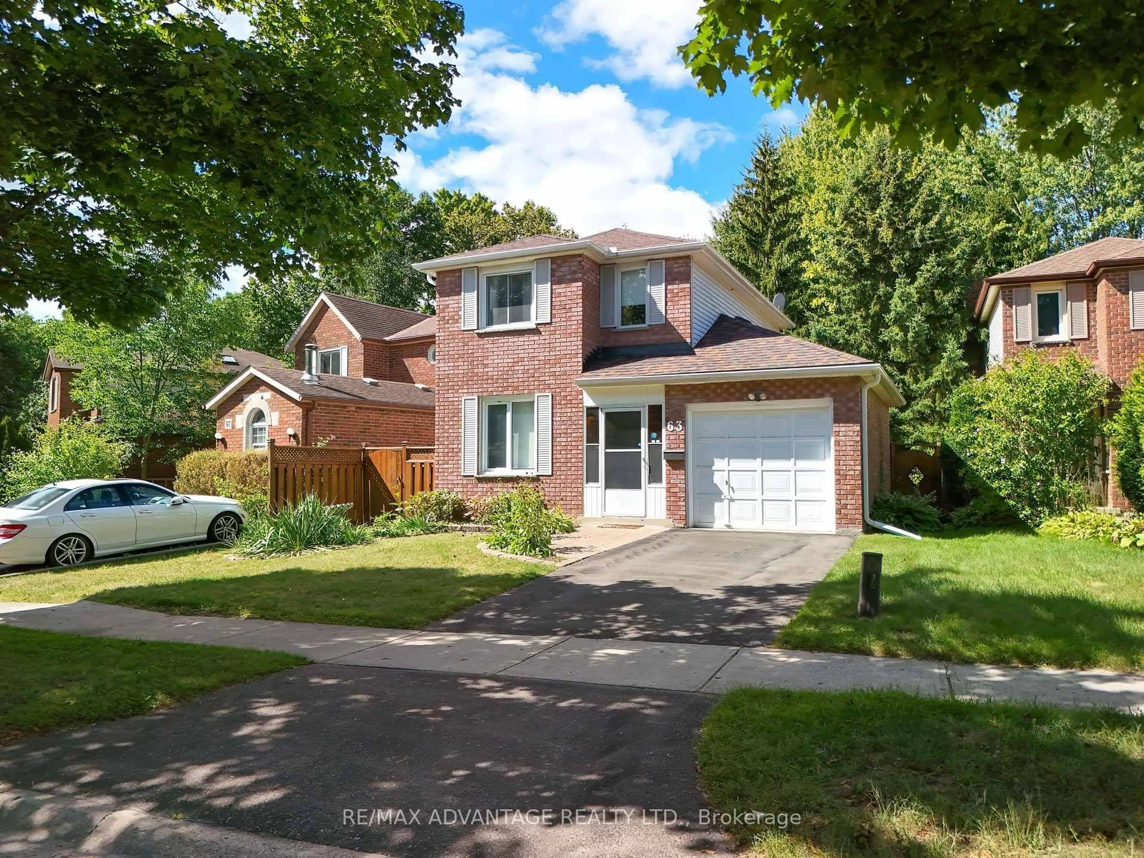 Home with brick exterior material, street for 63 Walmer Gdns, London North Ontario N6G 4H5