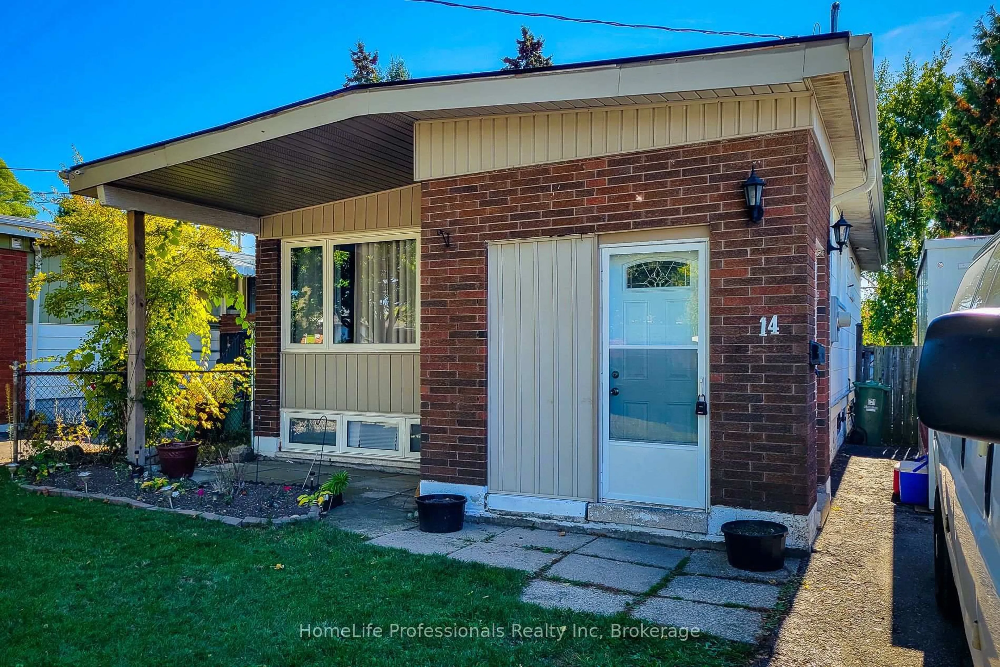 Home with brick exterior material, street for 14 Ronaldshay Ave, Hamilton Ontario L9A 3B1
