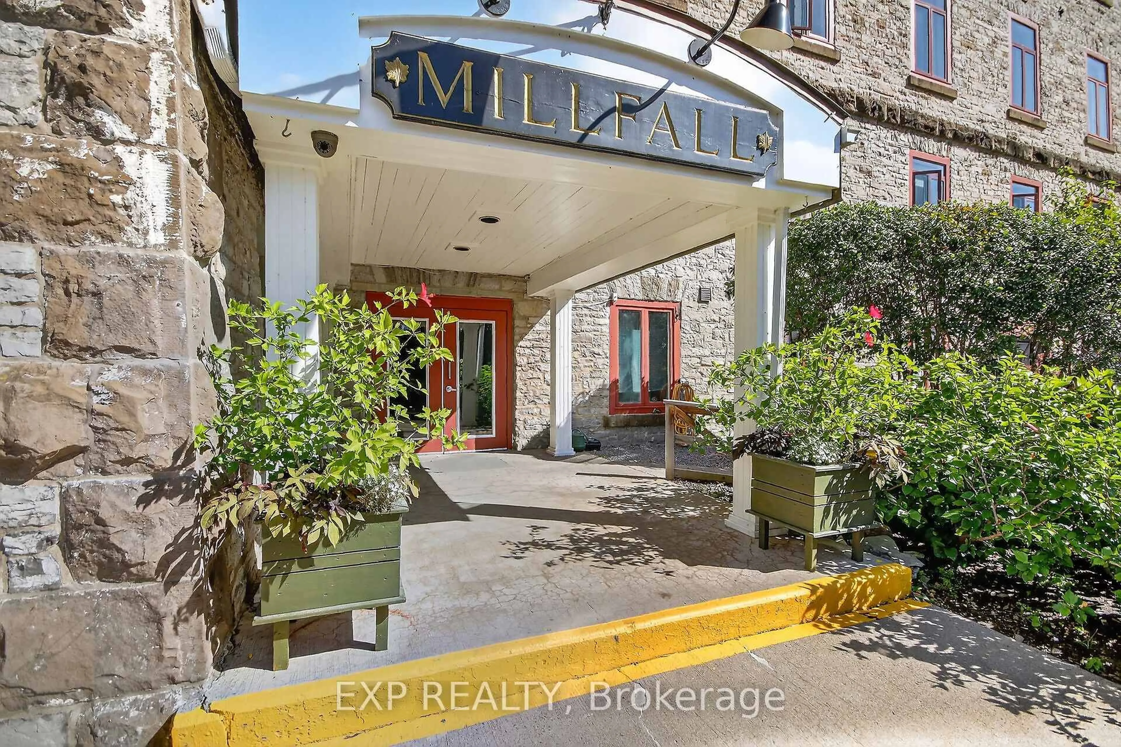 Lobby for 1 Rosamond St #302, Almonte Ontario K0A 1A0