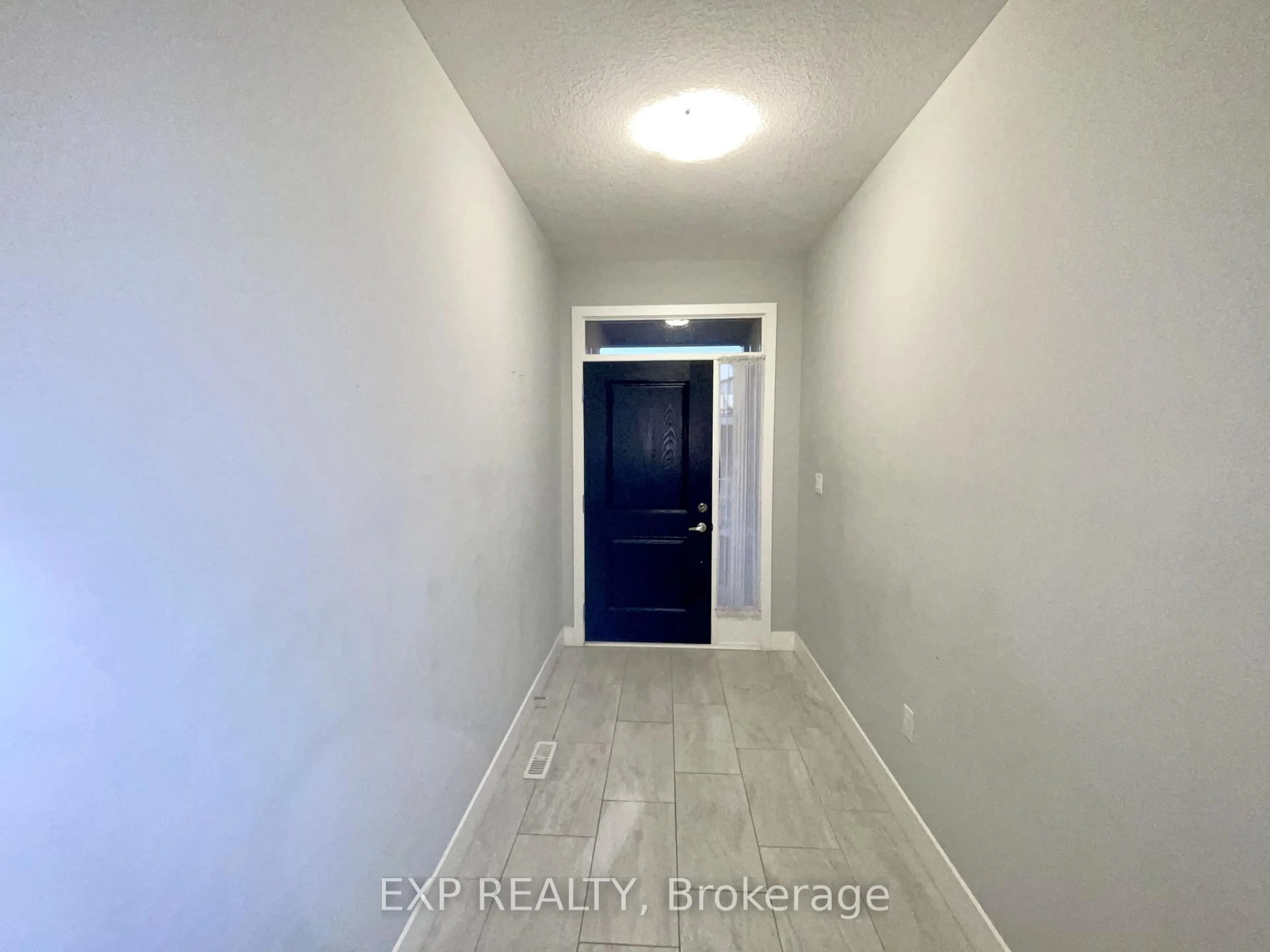 A pic of a room for 2284 Evans Blvd #52, London South Ontario N6M 0A1