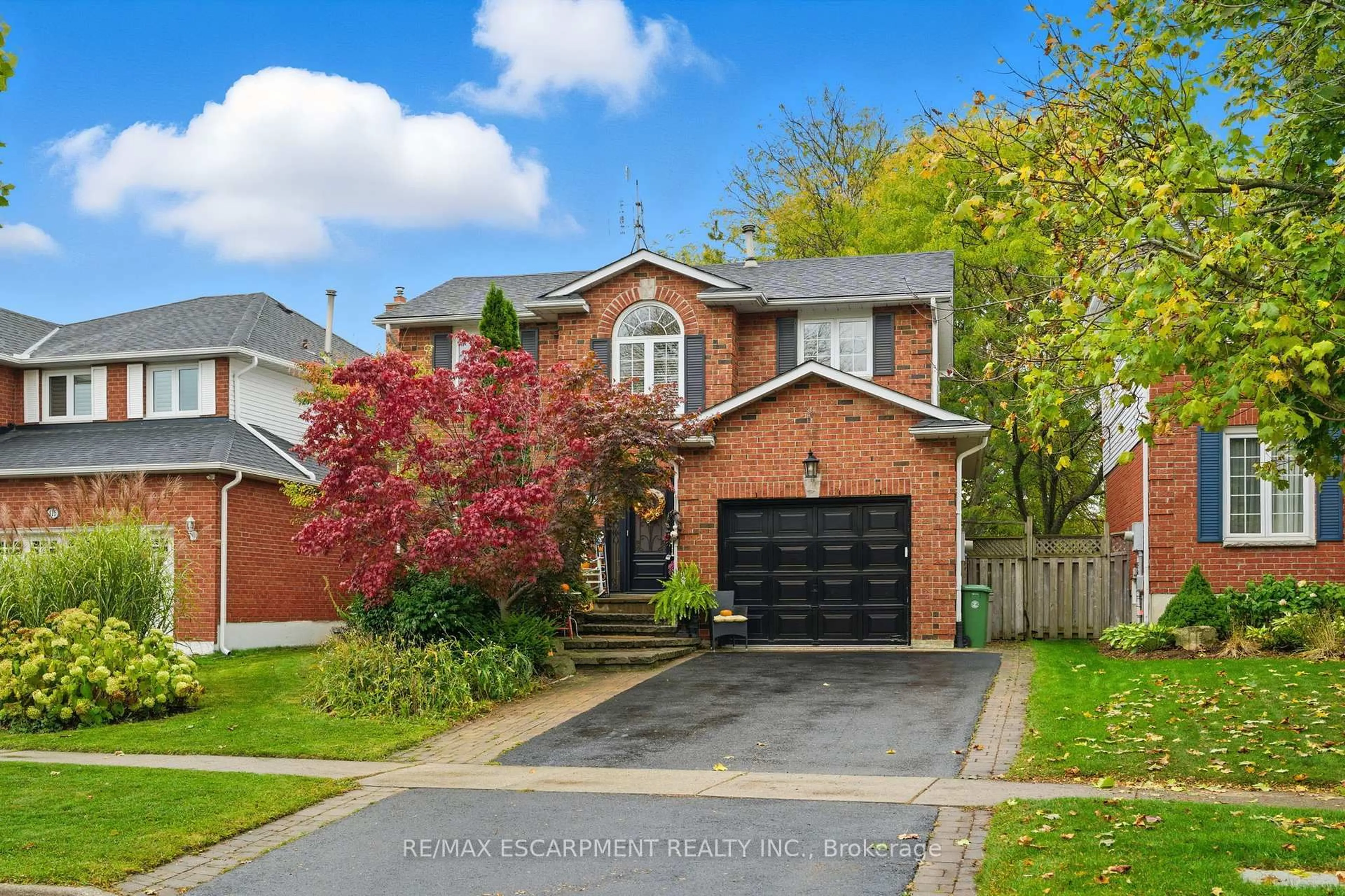 Home with brick exterior material, street for 113 Brian Blvd, Hamilton Ontario L8B 0C8