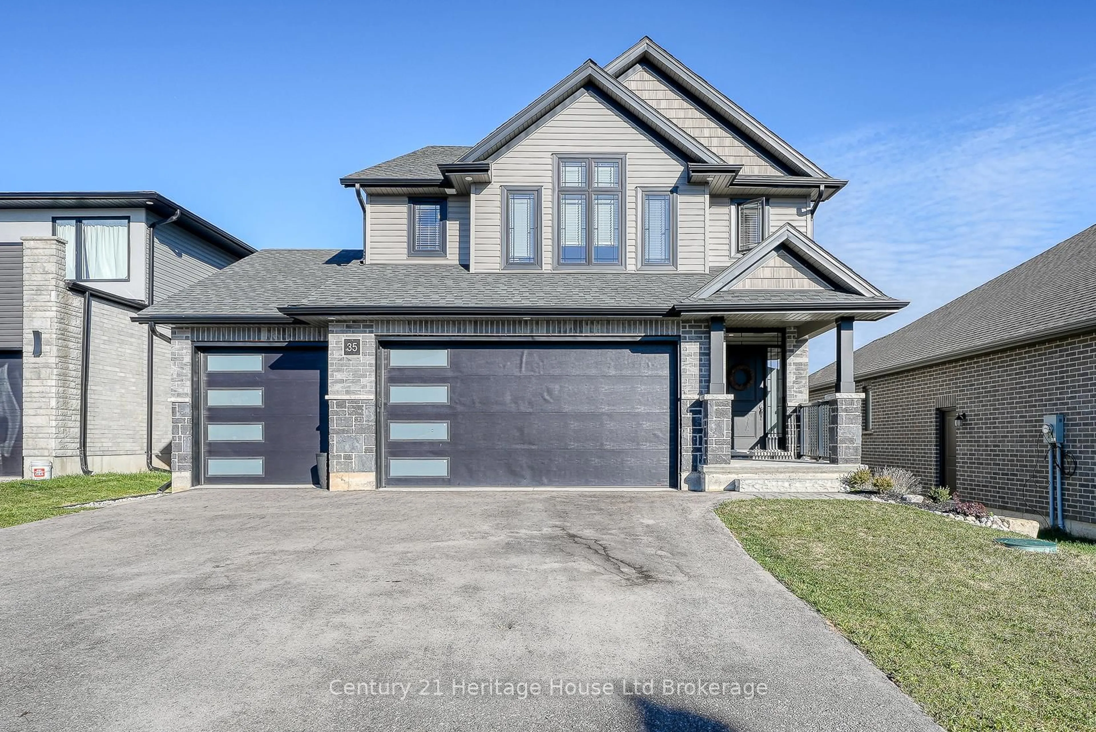 Home with brick exterior material, street for 35 Peggy Ave, South-West Oxford Ontario N0J 1N0