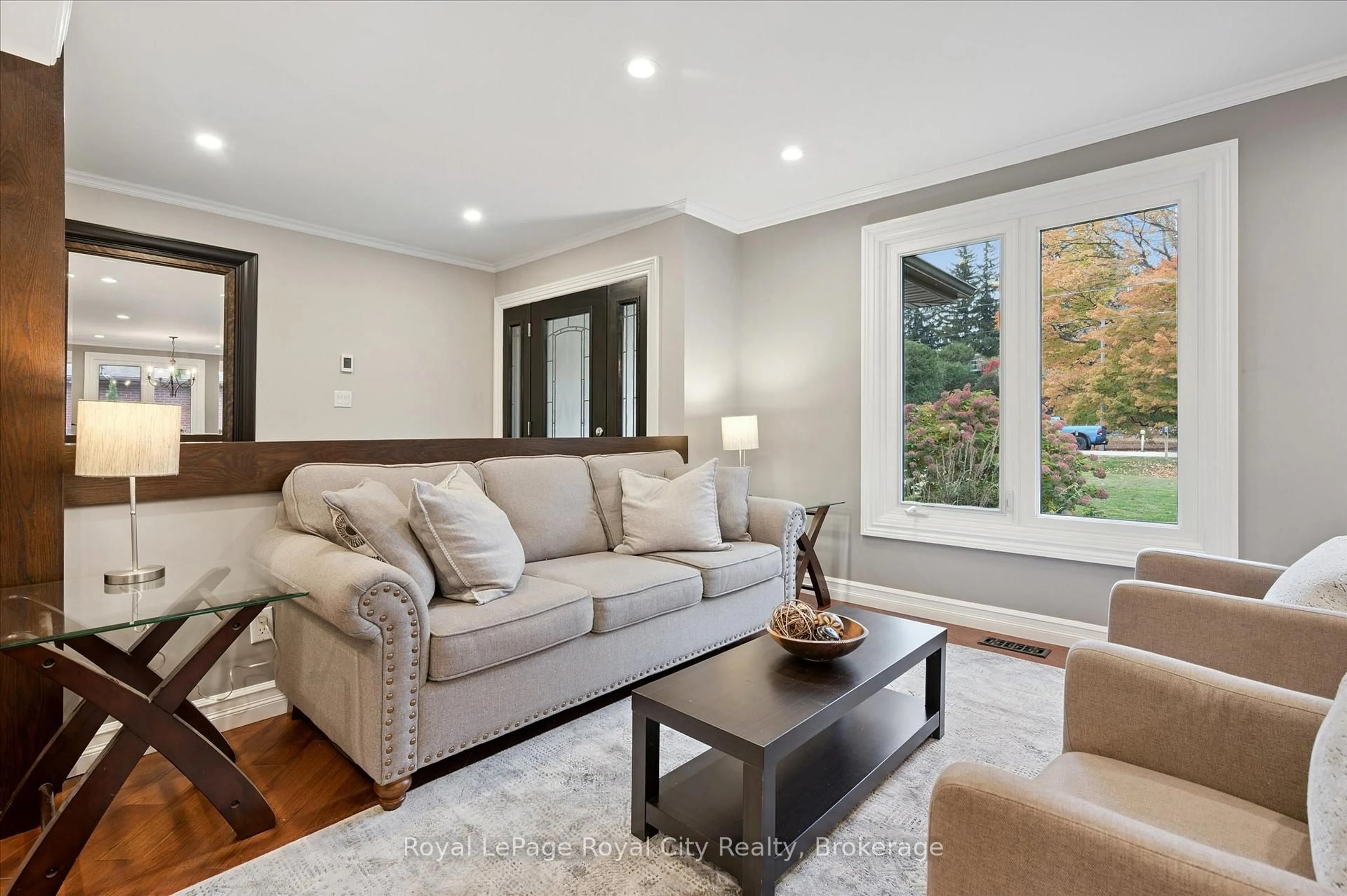 Living room with furniture, unknown for 45 Sideroad 18, Centre Wellington Ontario N1M 2W3